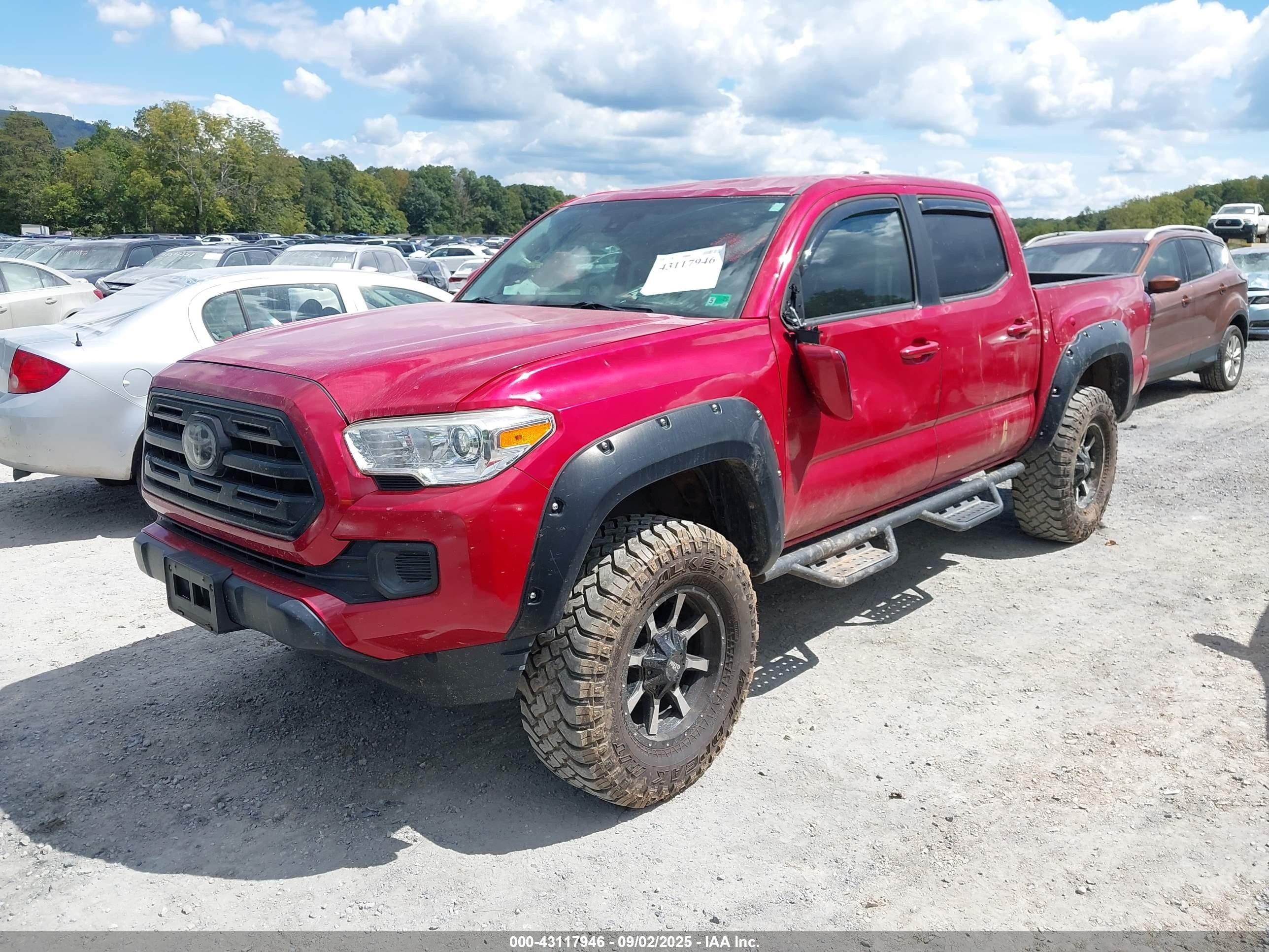 2018 Toyota Tacoma Sr V6 Красный vin: 5TFCZ5ANXJX152967