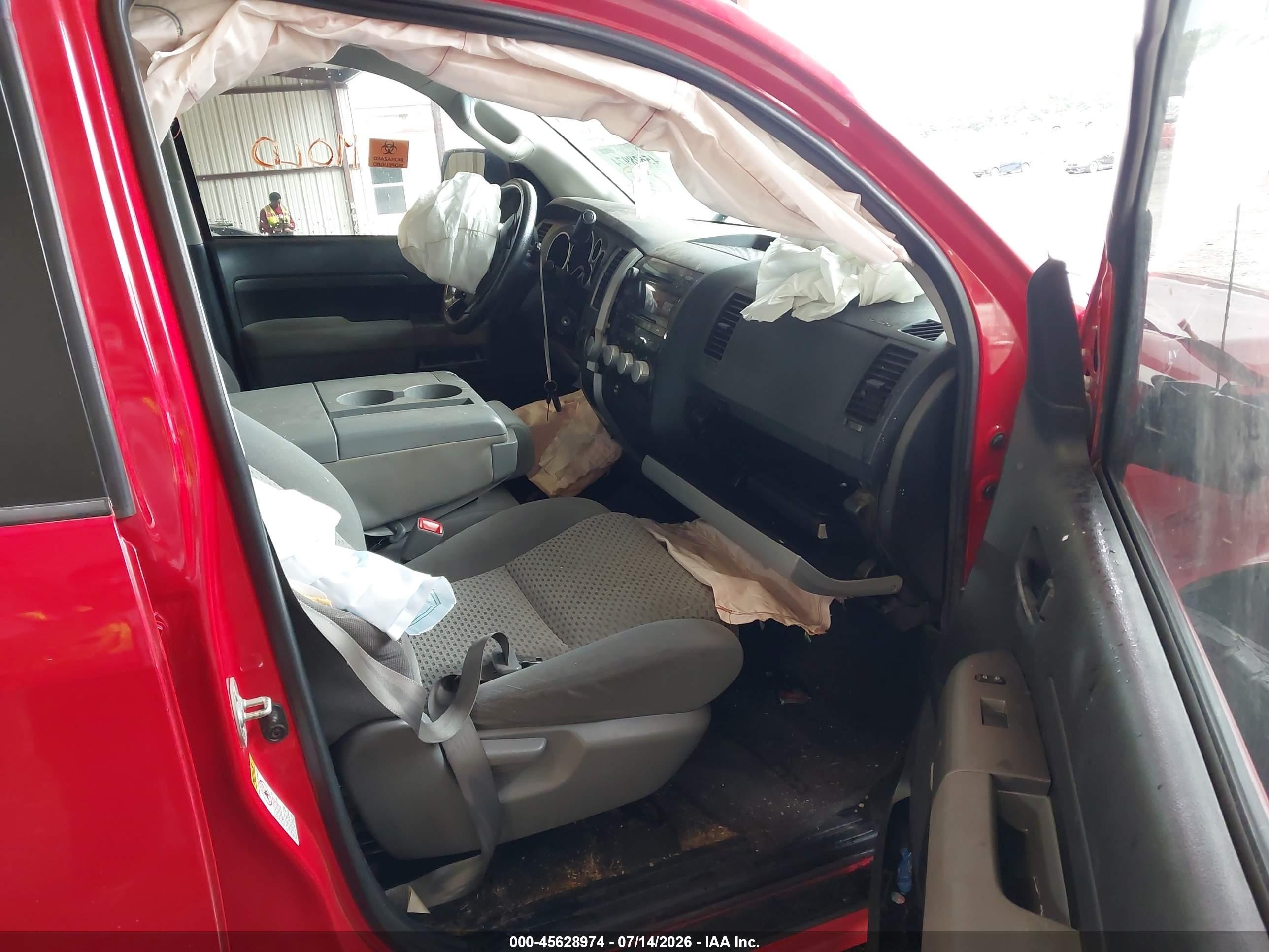 2013 Toyota Tundra Grade 4.6l V8 Red vin: 5TFDM5F12DX050074