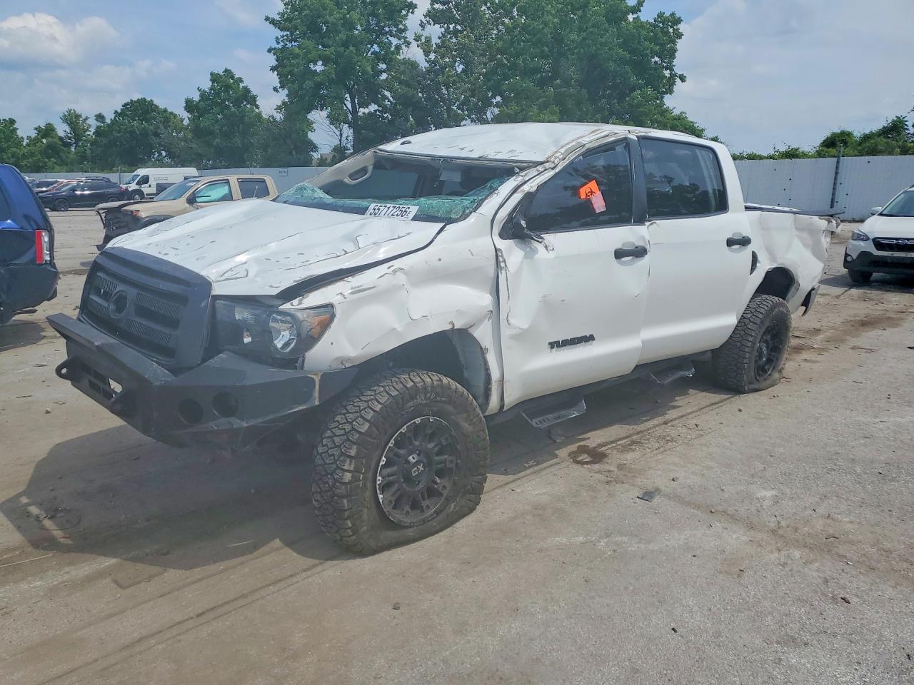 2013 Toyota Tundra Crewmax Sr5 Белый vin: 5TFDM5F13DX042064
