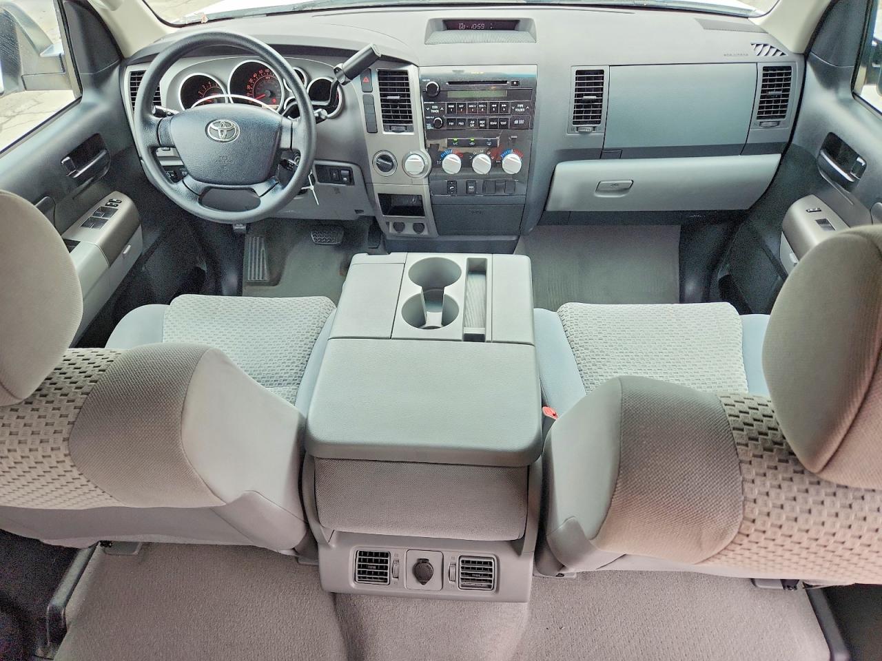 2011 Toyota Tundra Crewmax Sr5 White vin: 5TFDM5F14BX019650