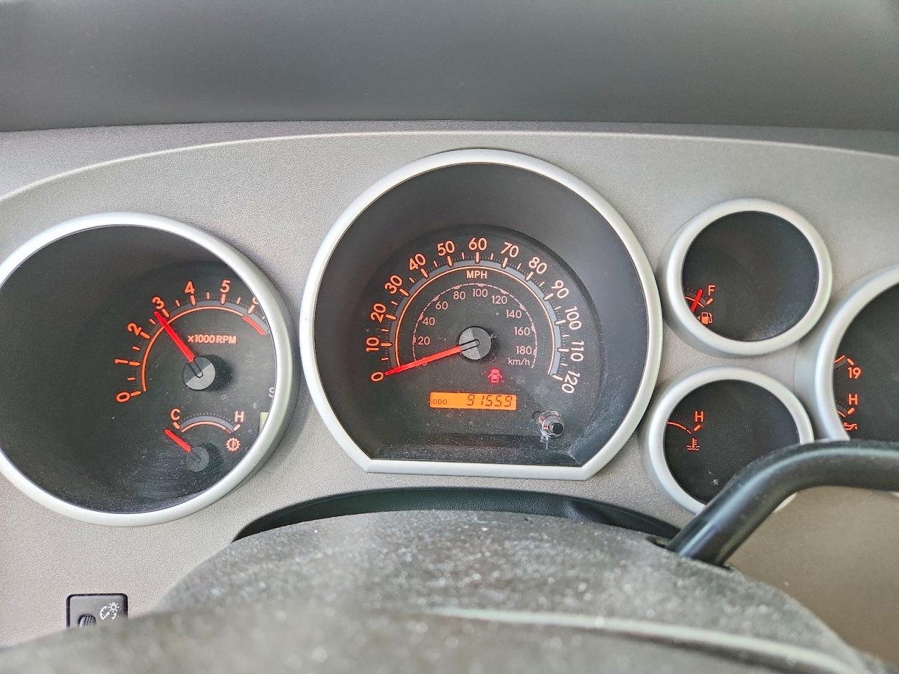 2010 Toyota Tundra Crewmax Sr5 Белый vin: 5TFDM5F17AX001139