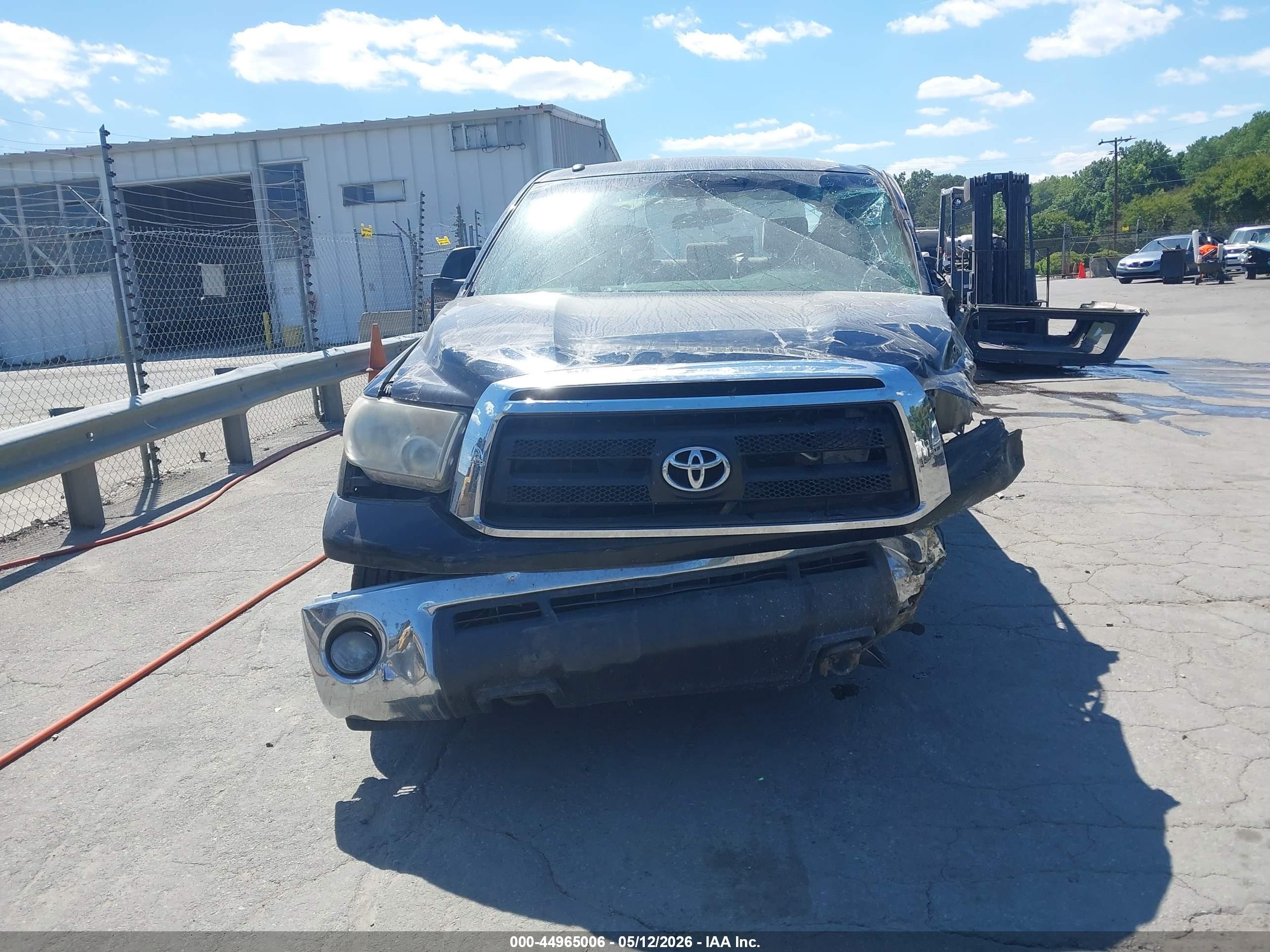 2011 Toyota Tundra Grade 4.6l V8 Black vin: 5TFDM5F17BX019495