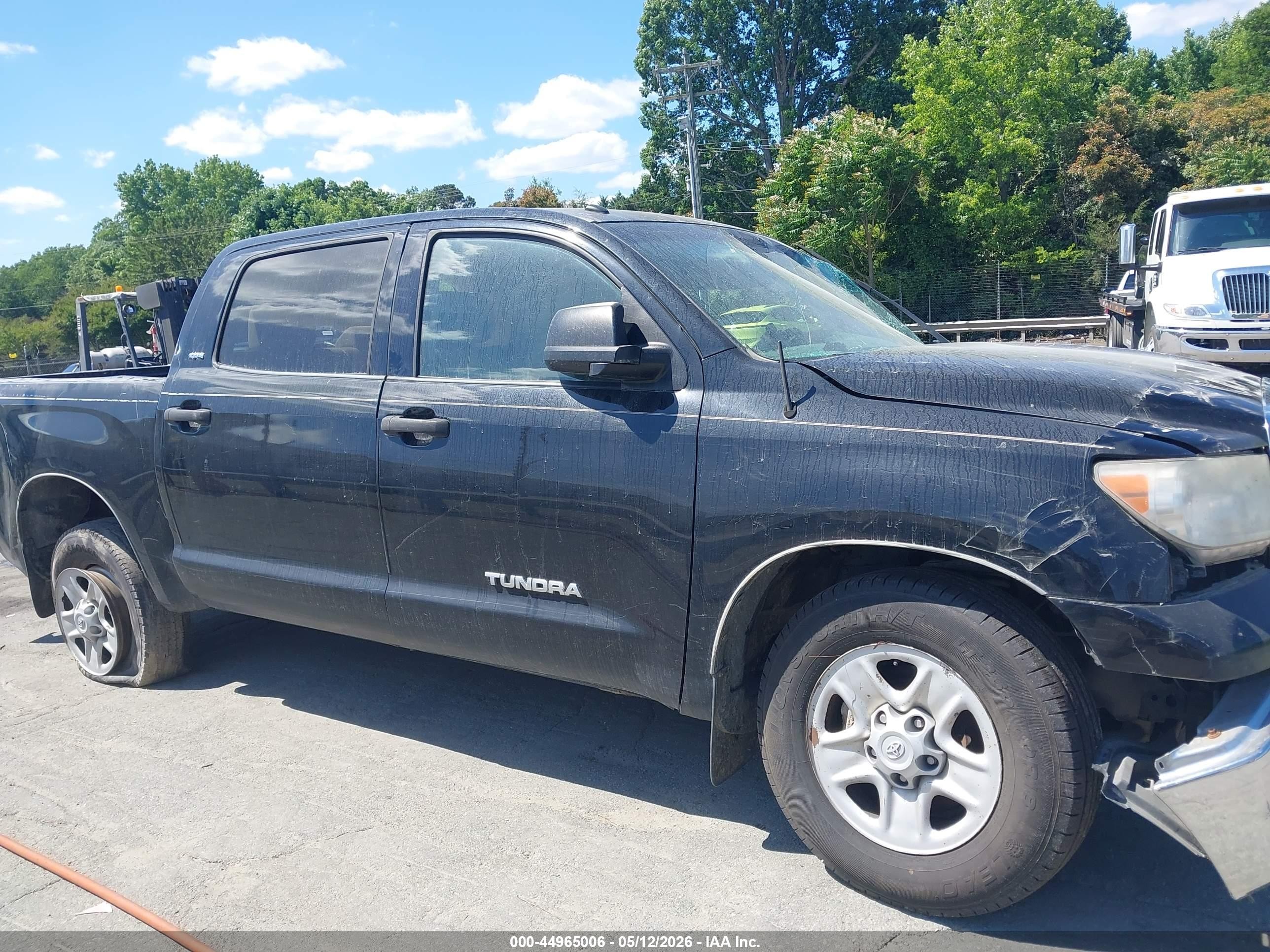 2011 Toyota Tundra Grade 4.6l V8 Black vin: 5TFDM5F17BX019495
