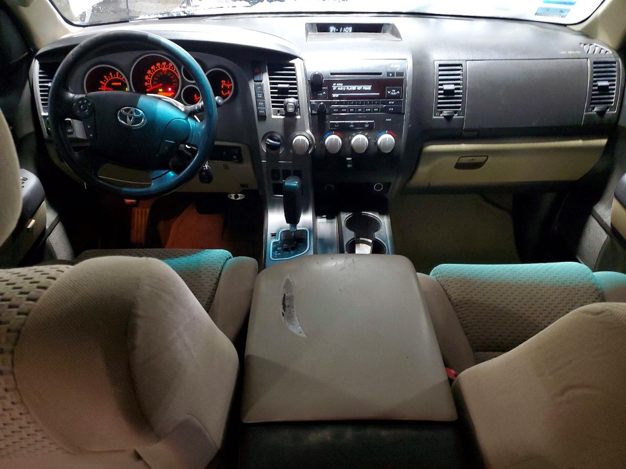 2010 Toyota Tundra Crewmax Sr5 White vin: 5TFDM5F18AX003191