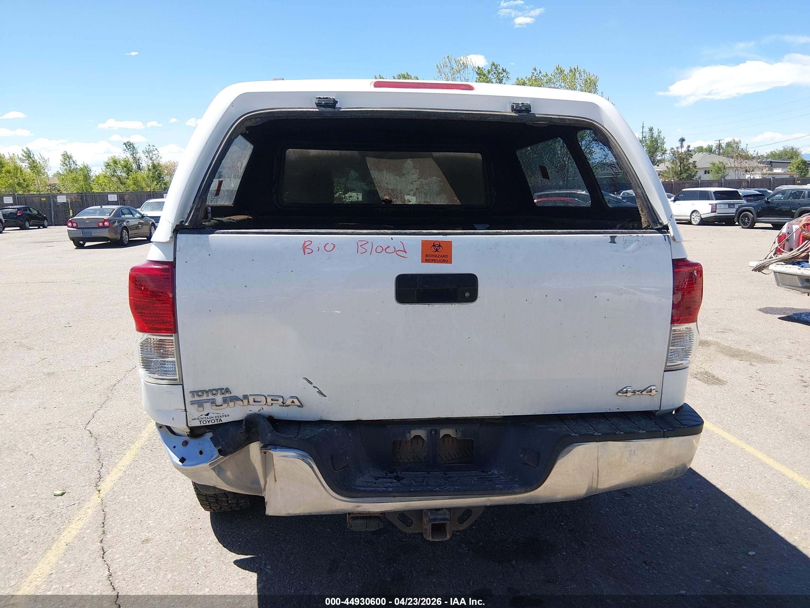 2012 Toyota Tundra Grade 4.6l V8 White vin: 5TFDM5F19CX039037