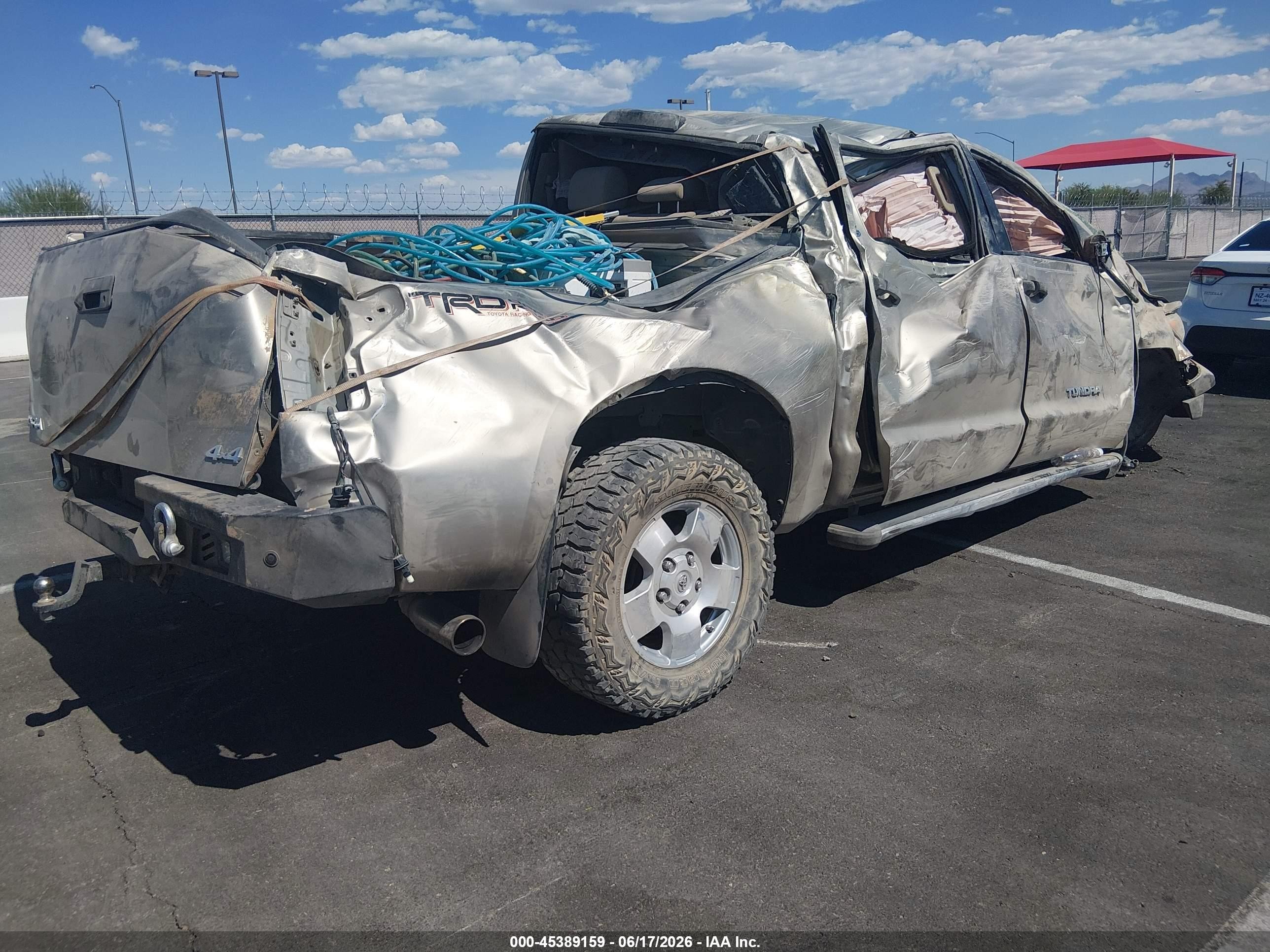 2008 Toyota Tundra Sr5 5.7l V8 Желто-коричневый vin: 5TFDV54118X082049