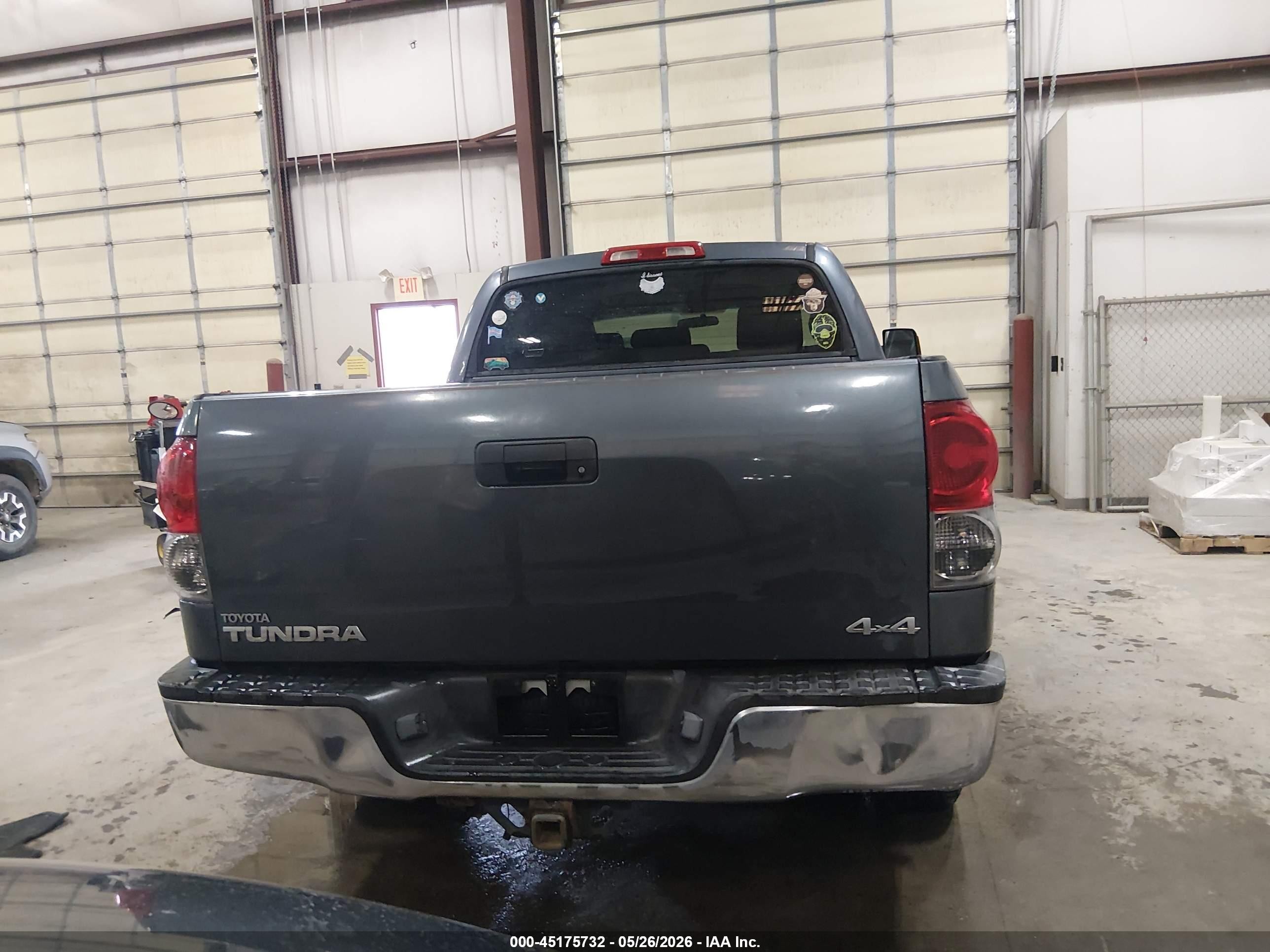 2008 Toyota Tundra Base 5.7l V8 Blue vin: 5TFDV54128X033037