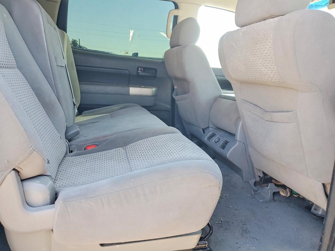 2008 Toyota Tundra Grade Серебряный vin: 5TFDV54128X079967