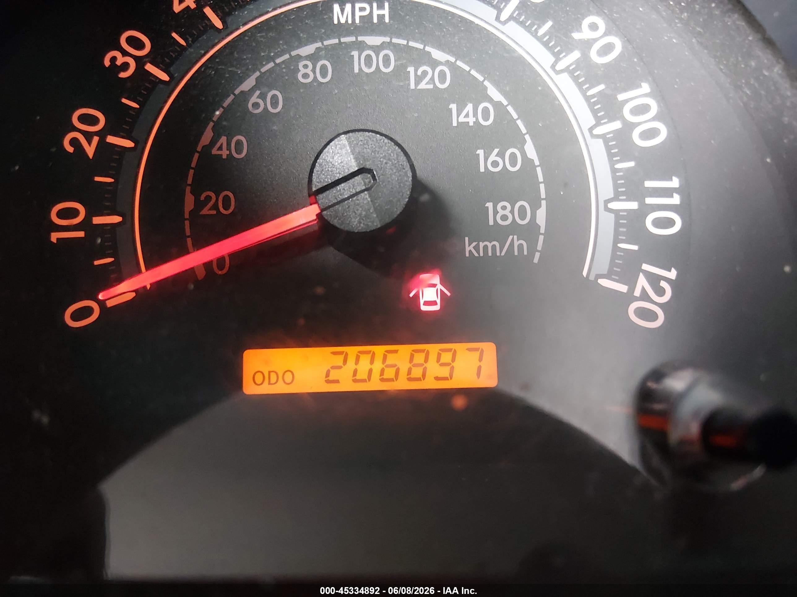 2008 Toyota Tundra Sr5 5.7l V8 White vin: 5TFDV54148X044895
