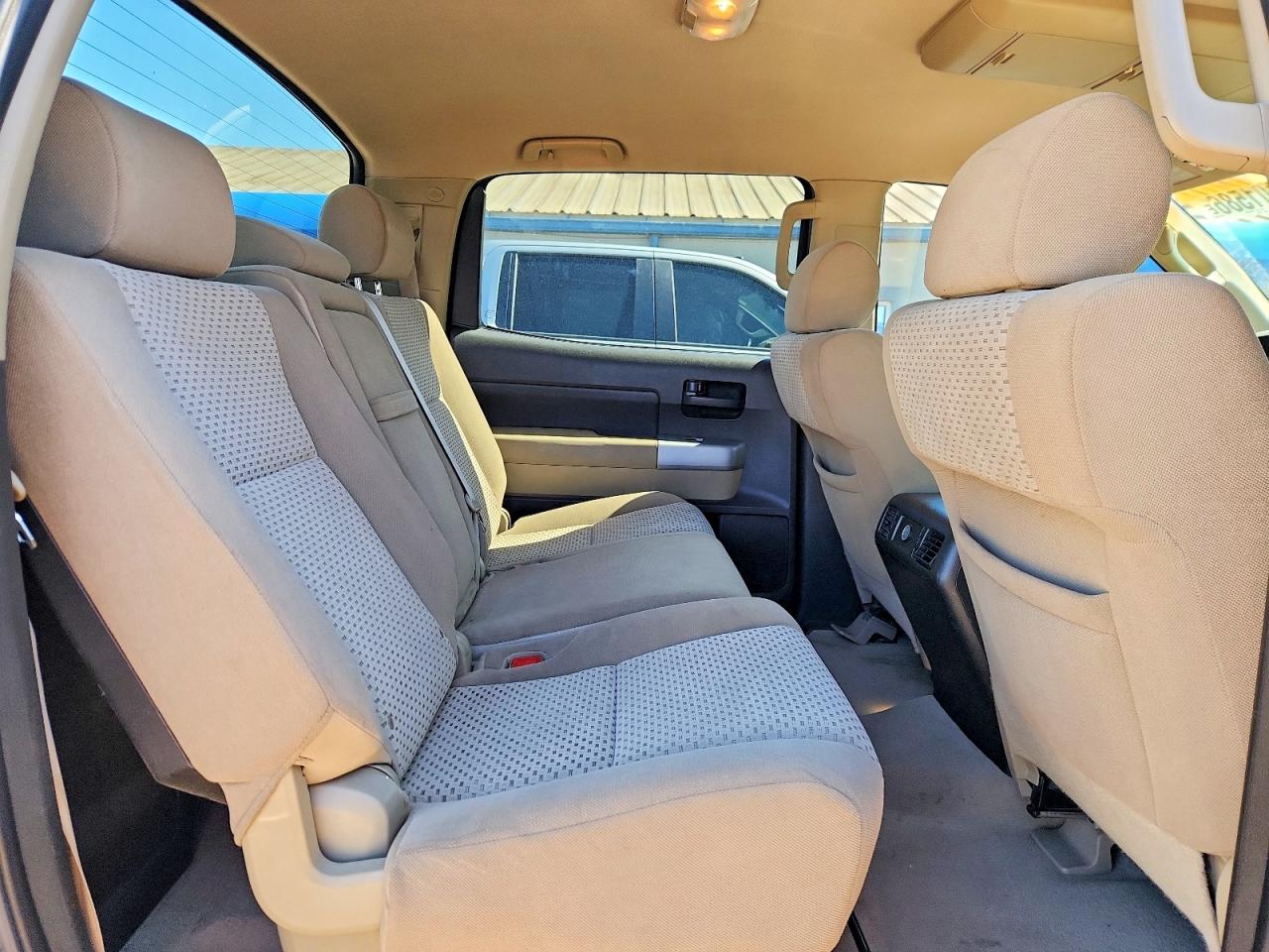 2008 Toyota Tundra Sr5 Black vin: 5TFDV541X8X041225