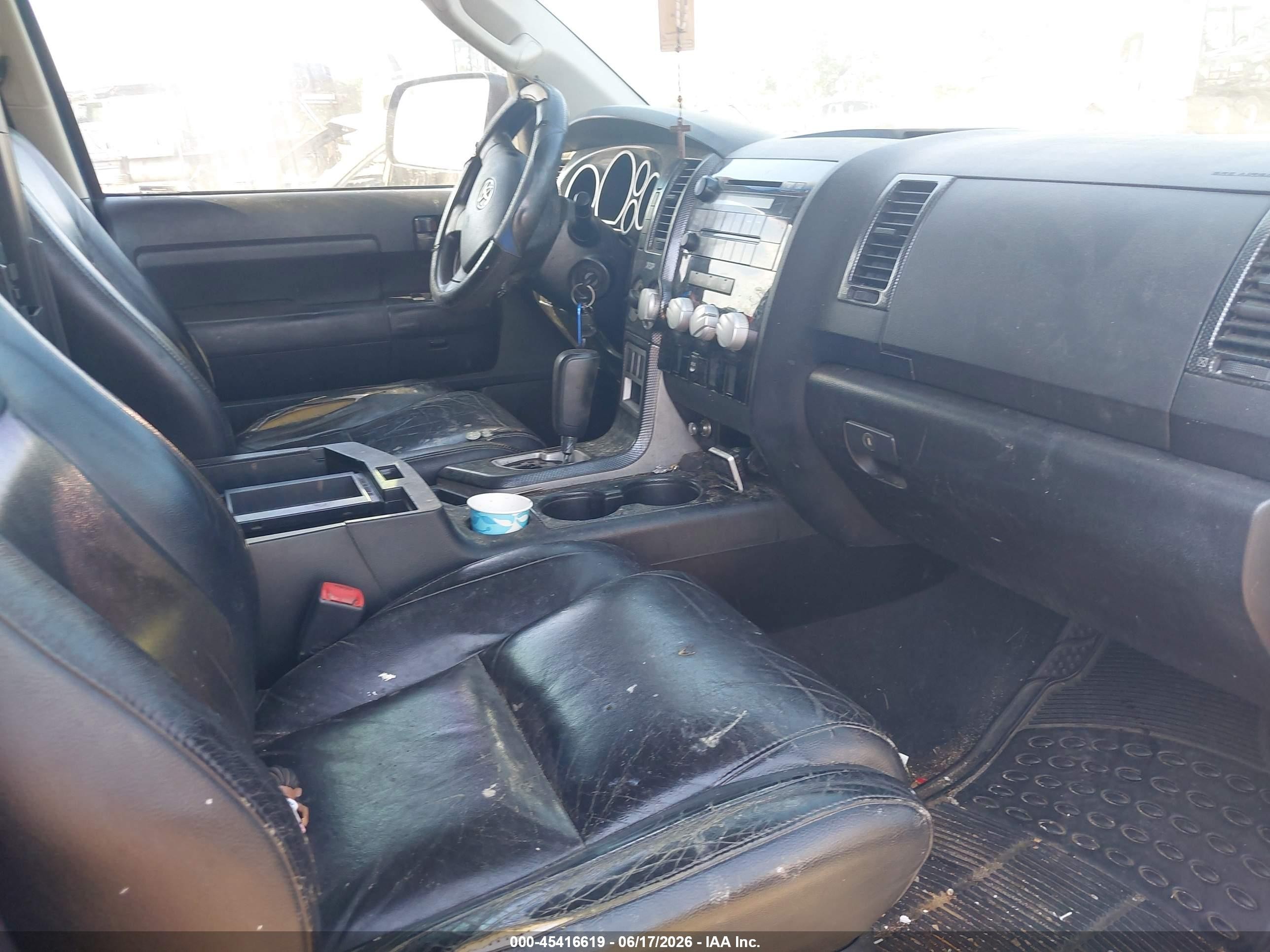 2008 Toyota Tundra Sr5 5.7l V8 Синий vin: 5TFDV541X8X054086