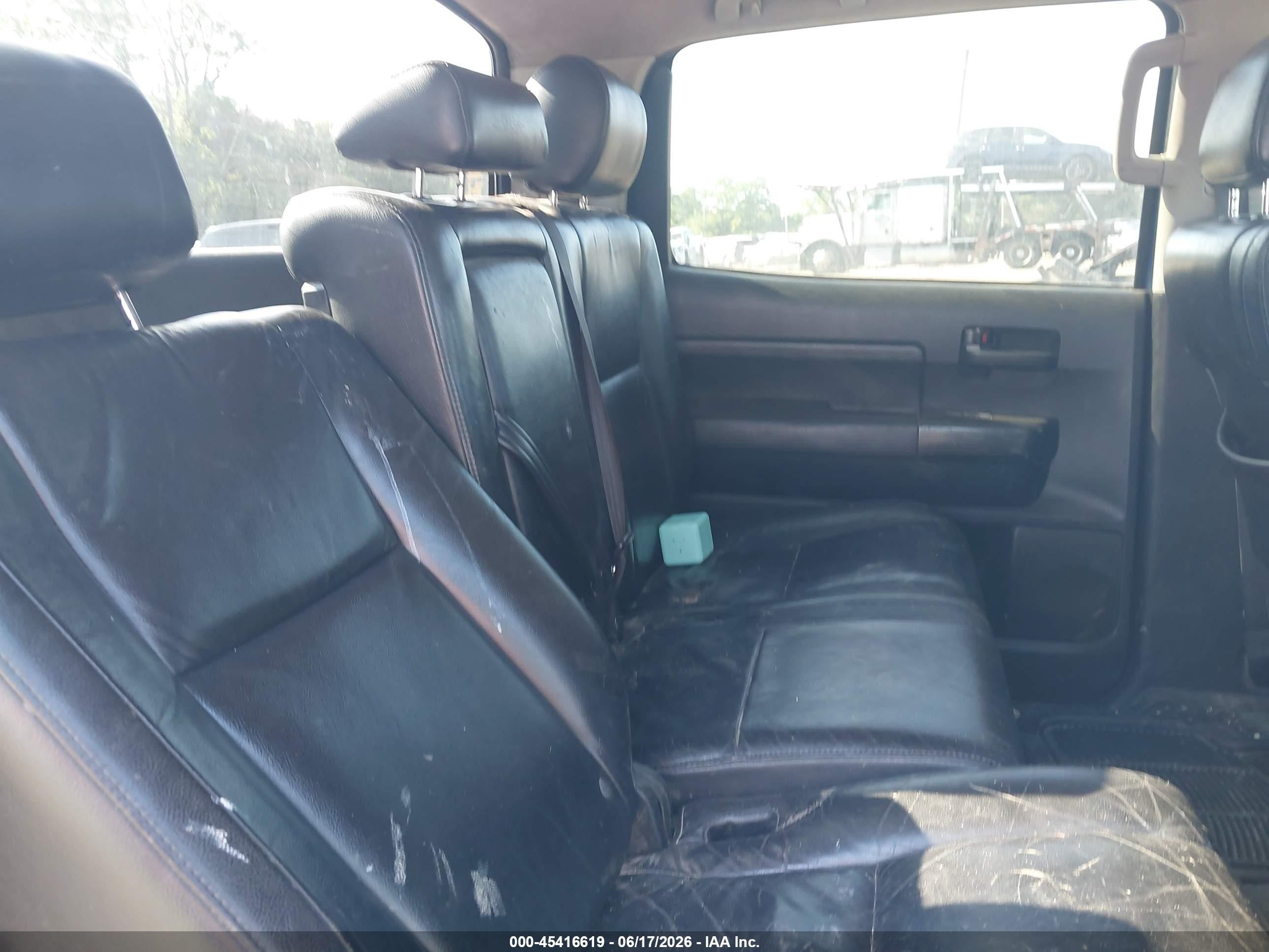 2008 Toyota Tundra Sr5 5.7l V8 Синий vin: 5TFDV541X8X054086