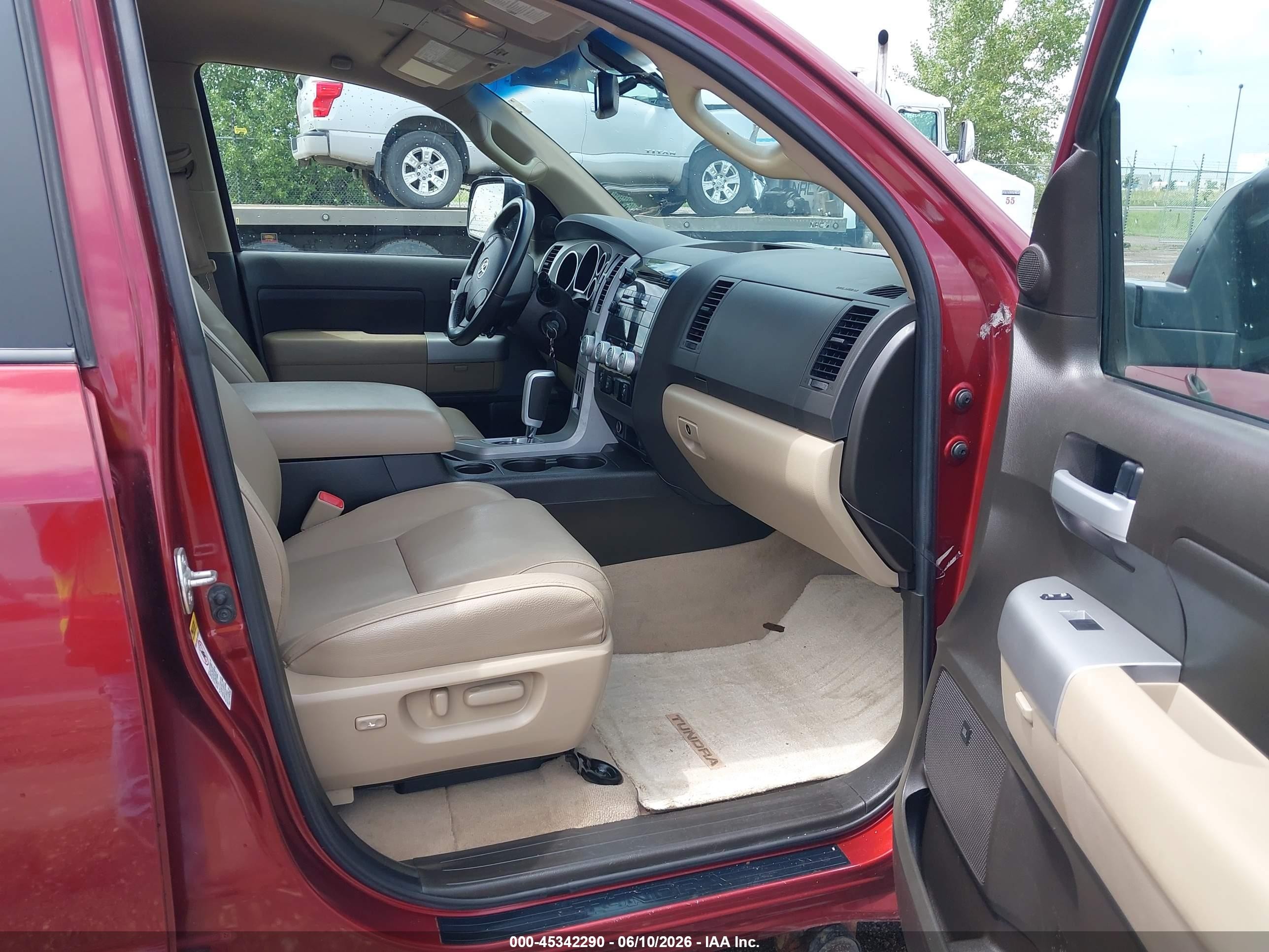 2008 Toyota Tundra Limited 5.7l V8 Burgundy vin: 5TFDV58108X052986