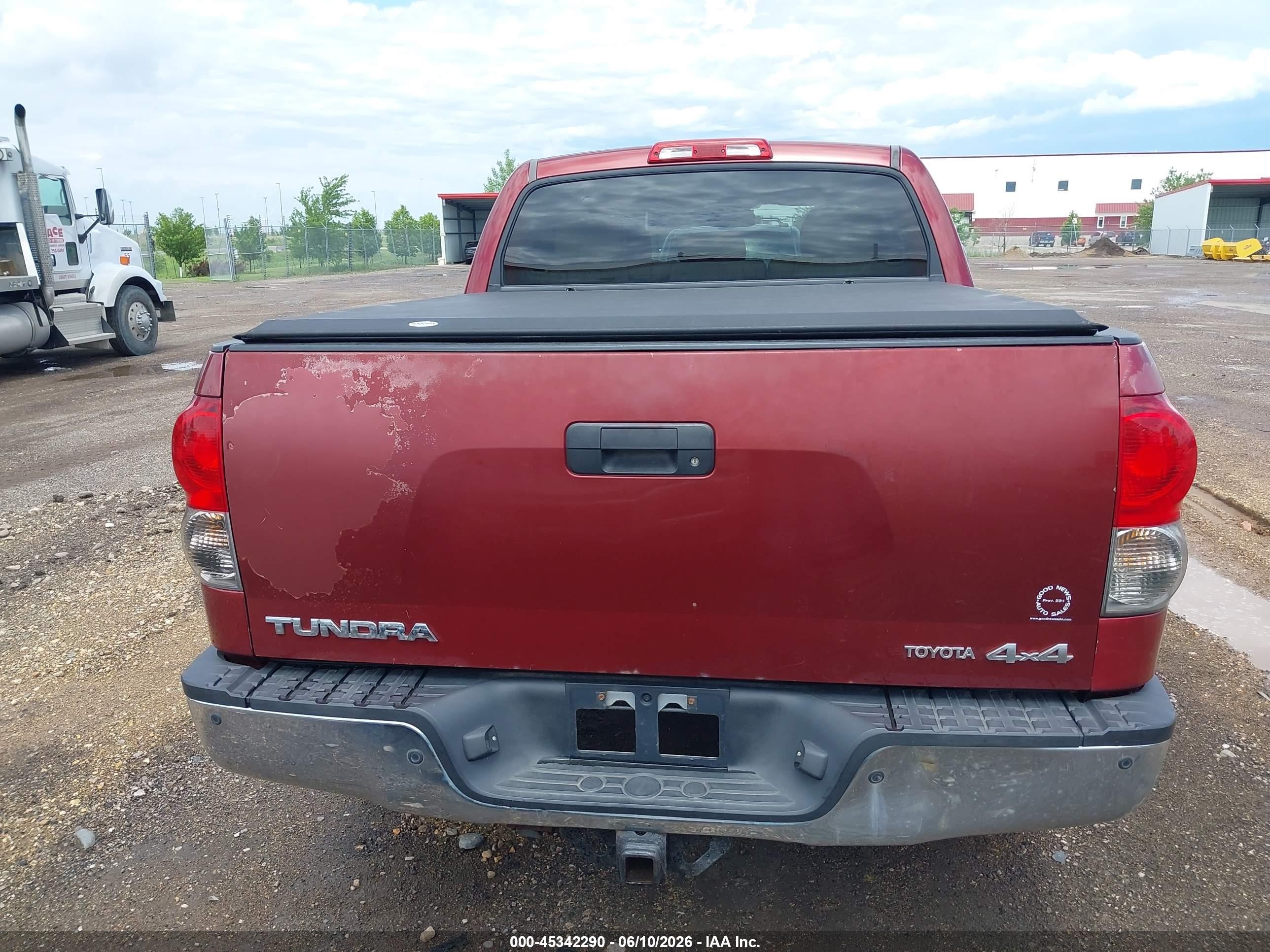 2008 Toyota Tundra Limited 5.7l V8 Burgundy vin: 5TFDV58108X052986