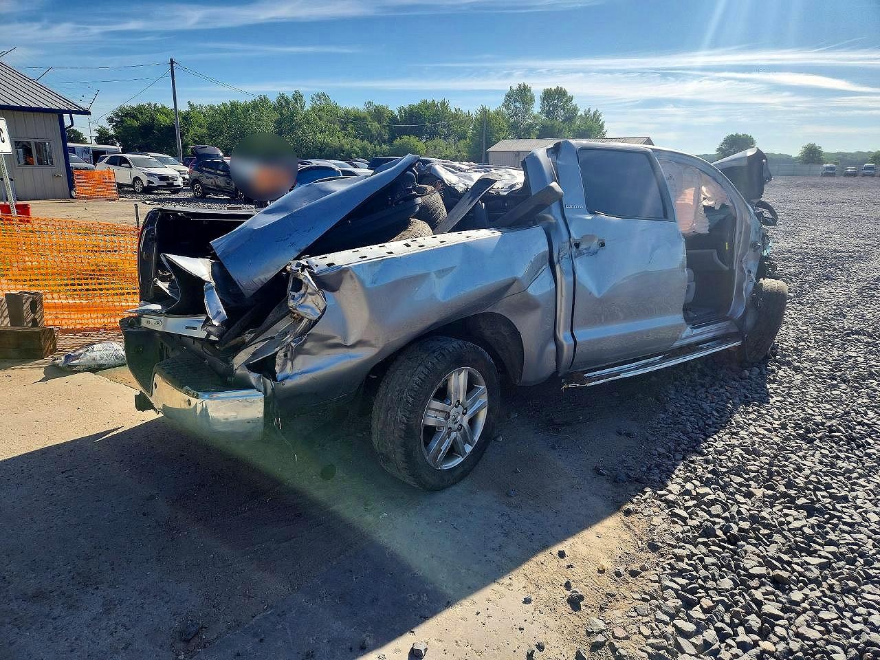 2008 Toyota Tundra Crewmax Limited Серебряный vin: 5TFDV58118X077122