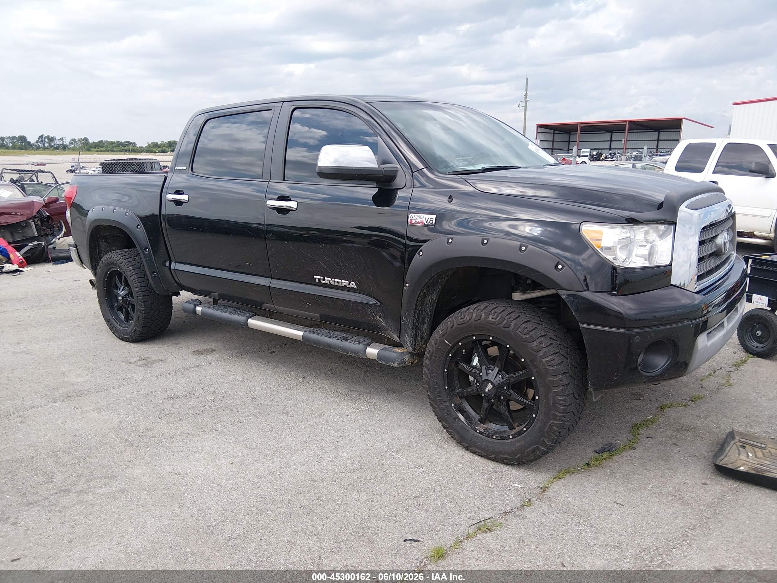 2008 Toyota Tundra Limited 5.7l V8 Черный vin: 5TFDV58168X054046