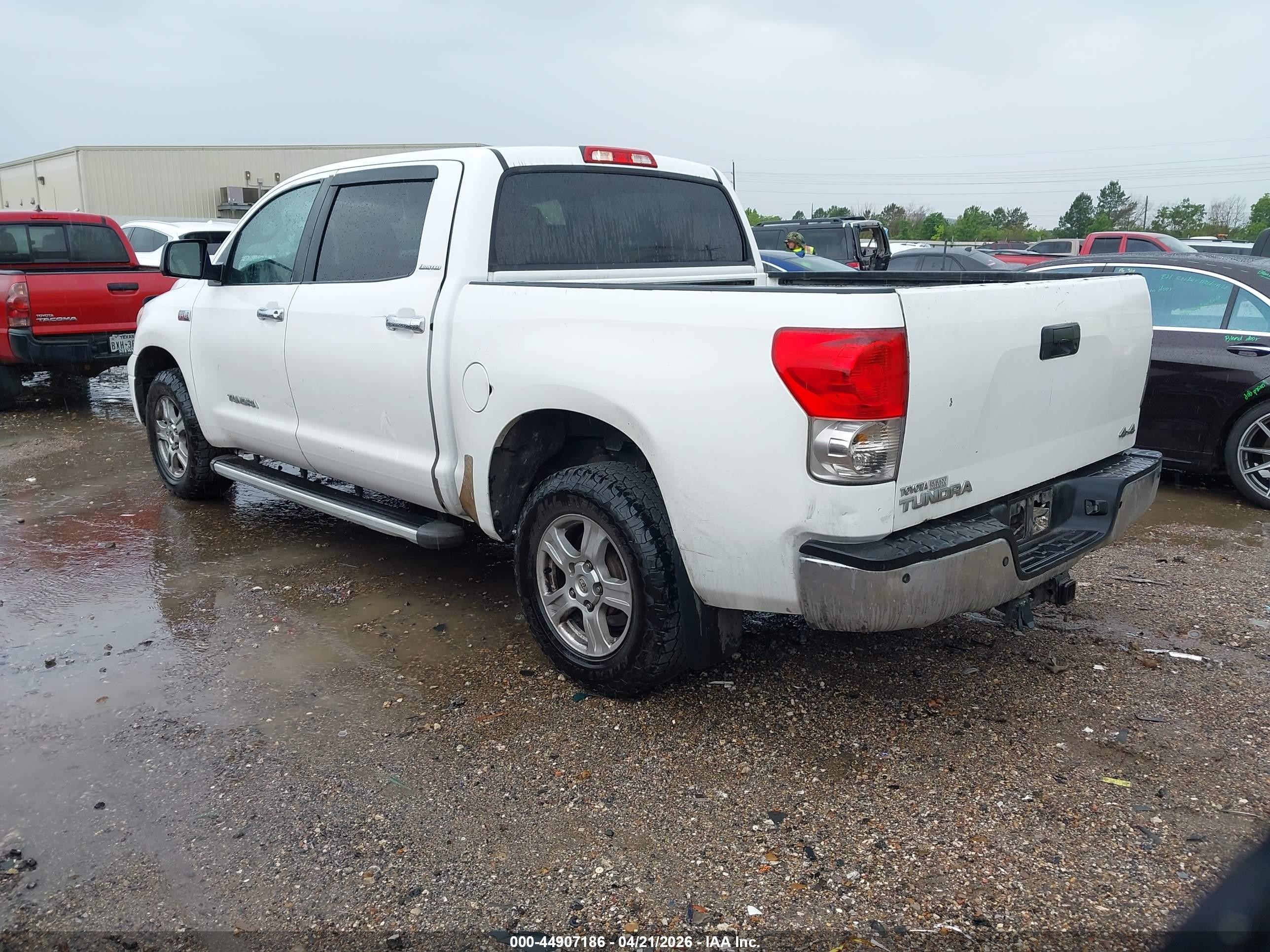 2008 Toyota Tundra Limited 5.7l V8 White vin: 5TFDV58168X070957
