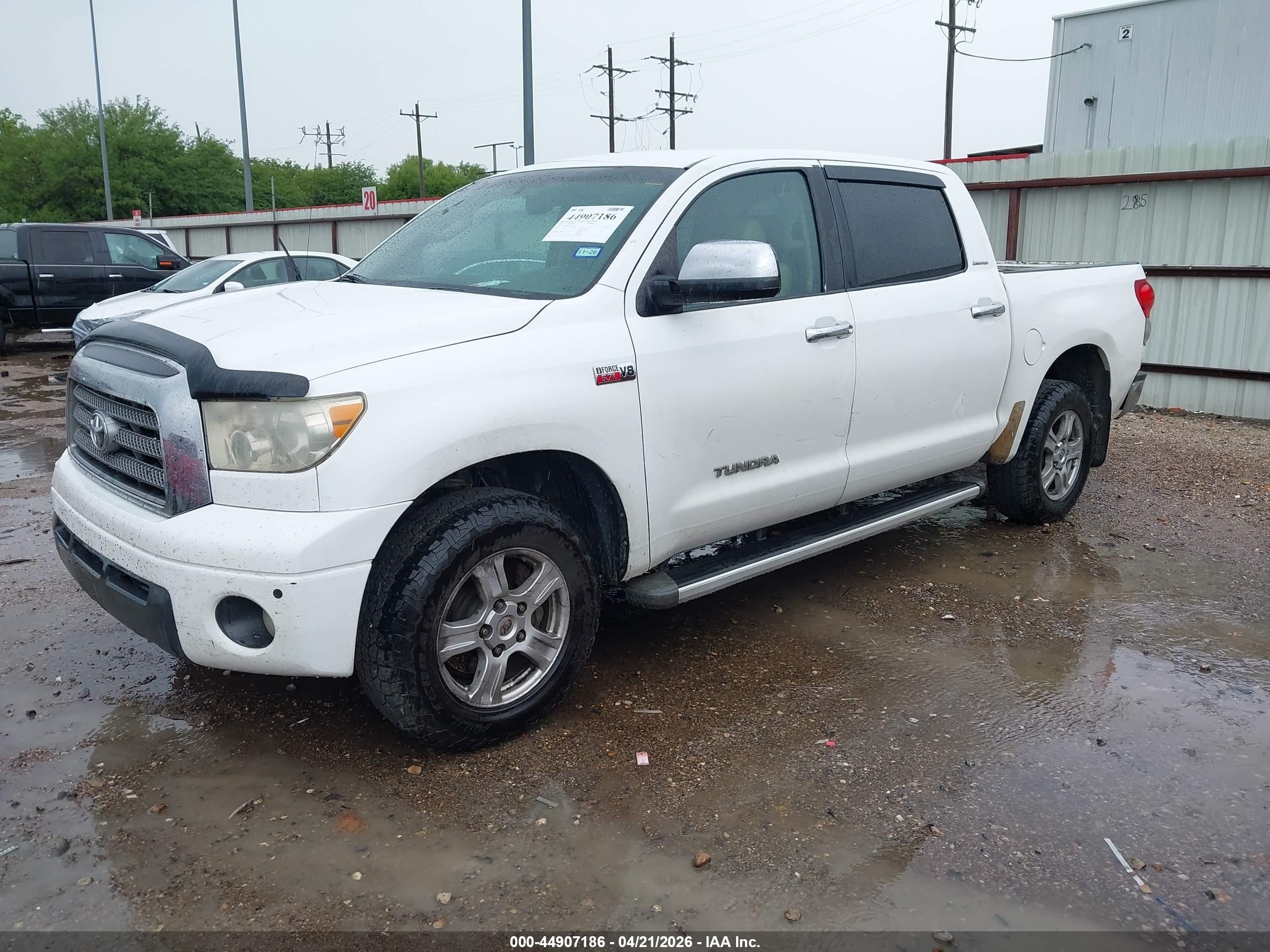 2008 Toyota Tundra Limited 5.7l V8 White vin: 5TFDV58168X070957