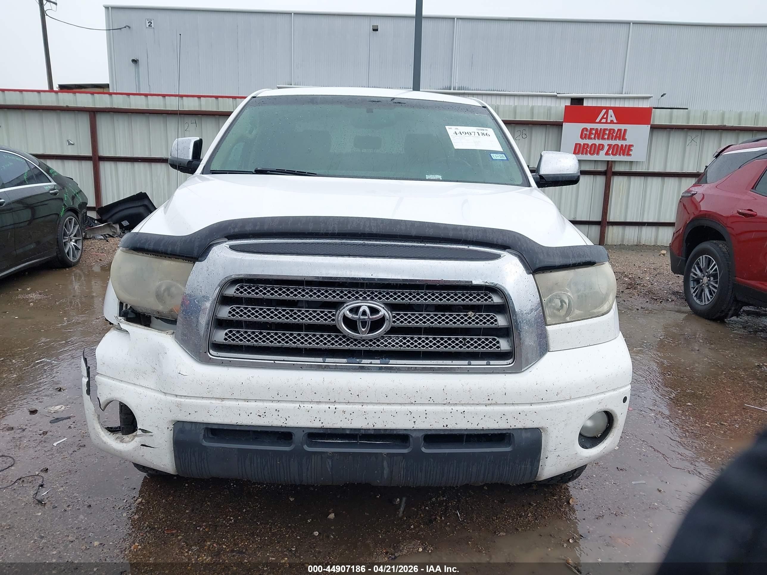 2008 Toyota Tundra Limited 5.7l V8 White vin: 5TFDV58168X070957