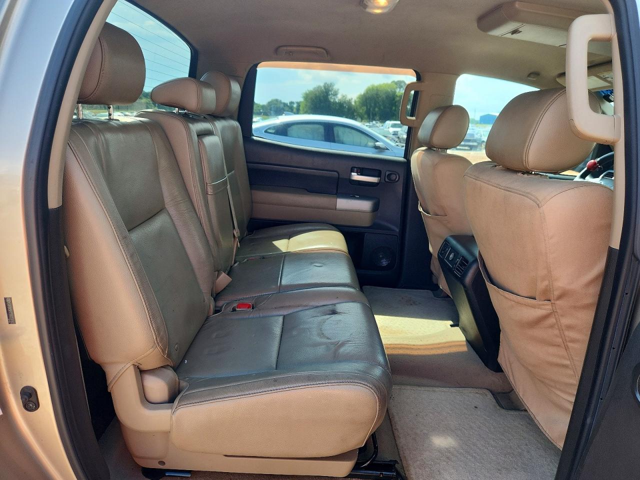 2008 Toyota Tundra Crewmax Limited Gold vin: 5TFDV58178X059160
