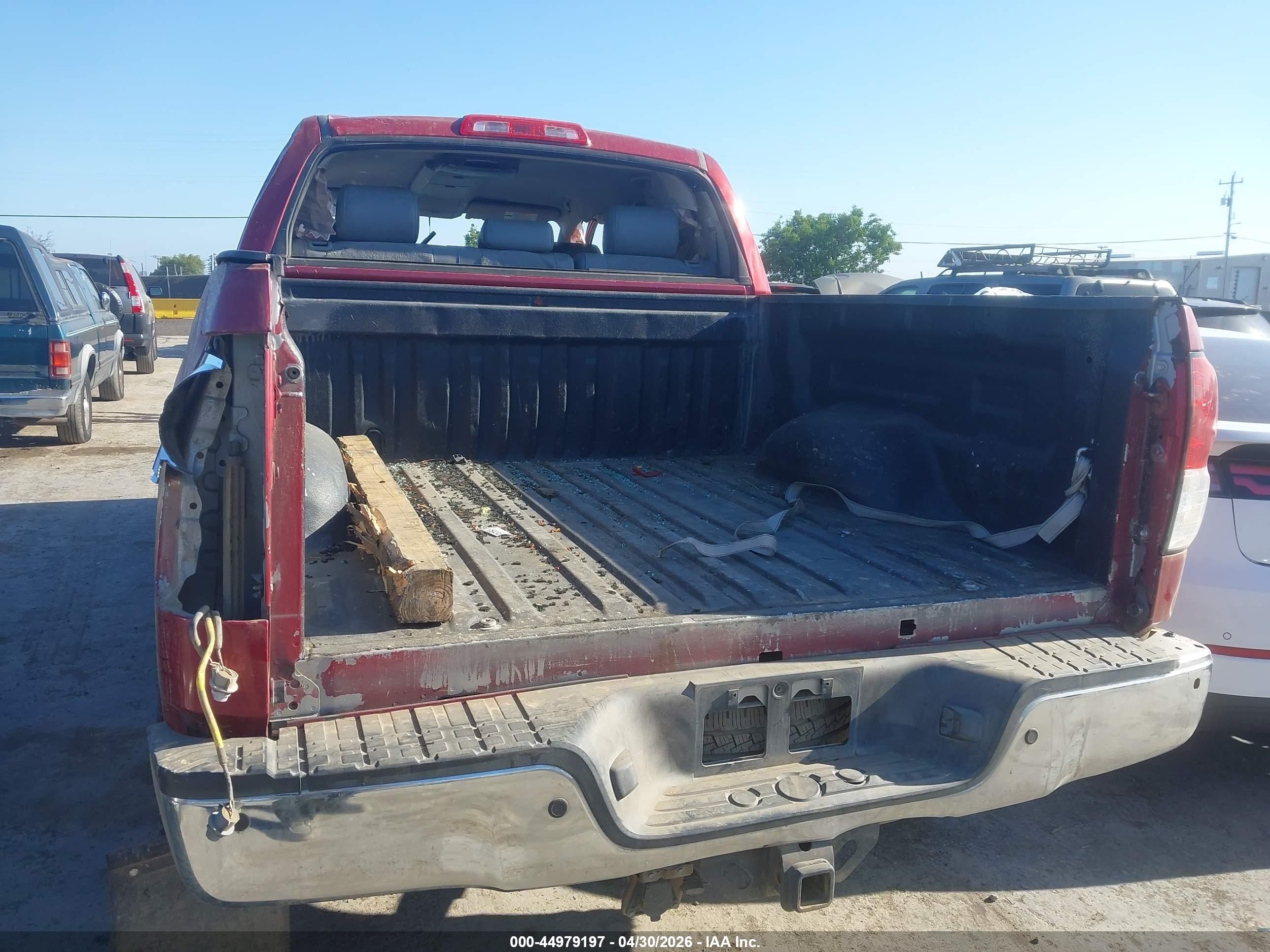 2008 Toyota Tundra Limited 5.7l V8 Red vin: 5TFDV58178X079344