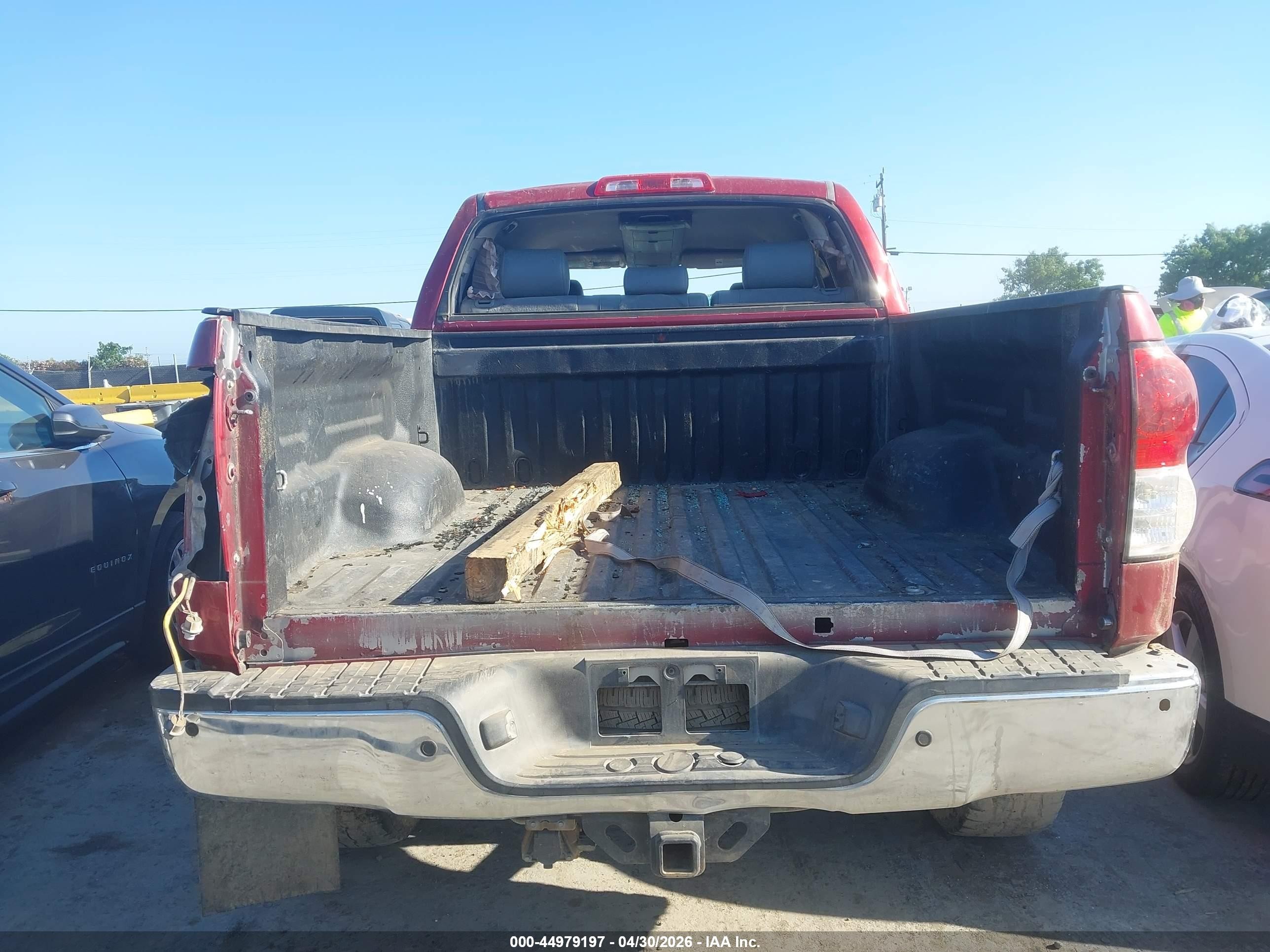 2008 Toyota Tundra Limited 5.7l V8 Red vin: 5TFDV58178X079344