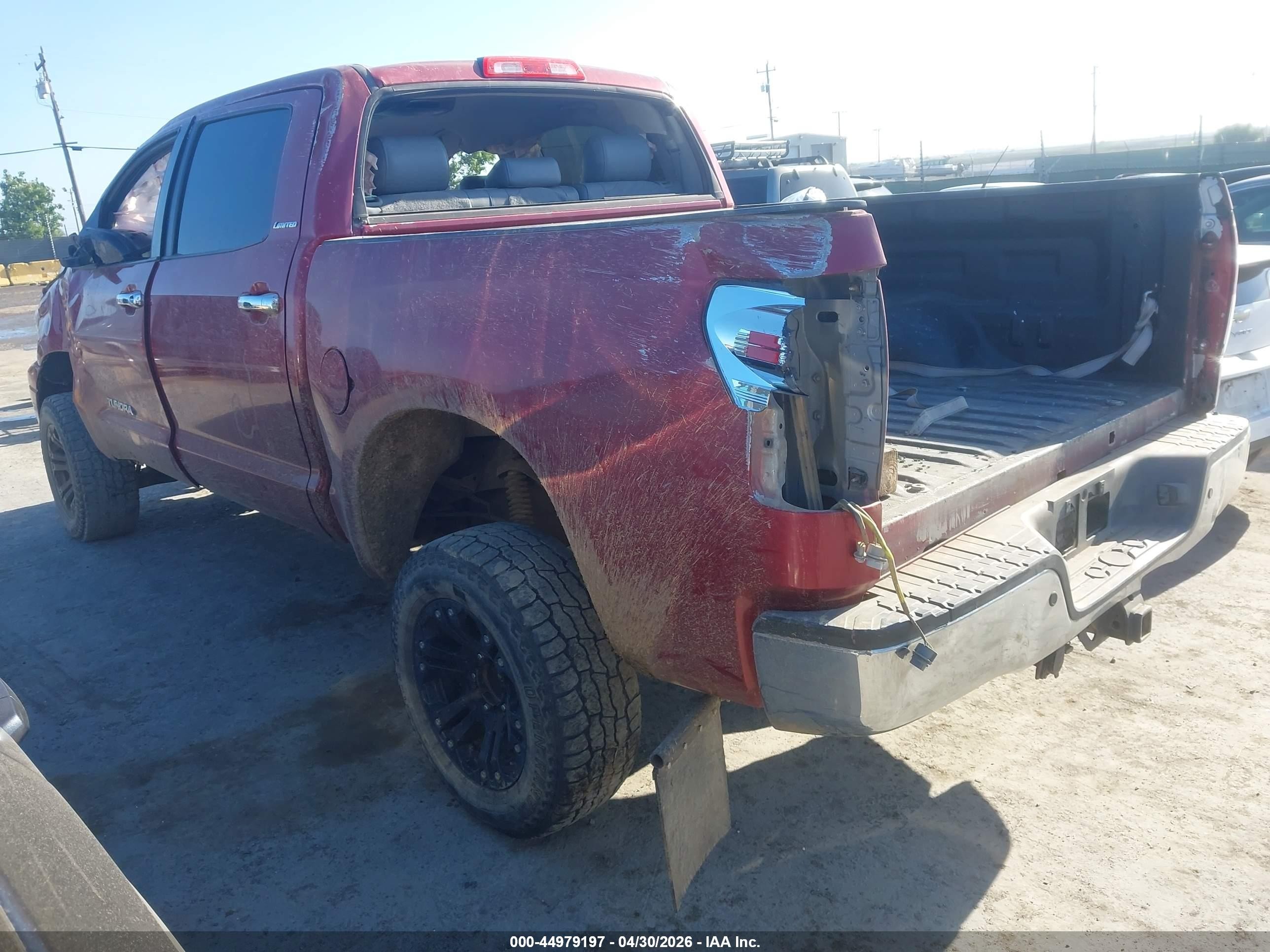 2008 Toyota Tundra Limited 5.7l V8 Red vin: 5TFDV58178X079344