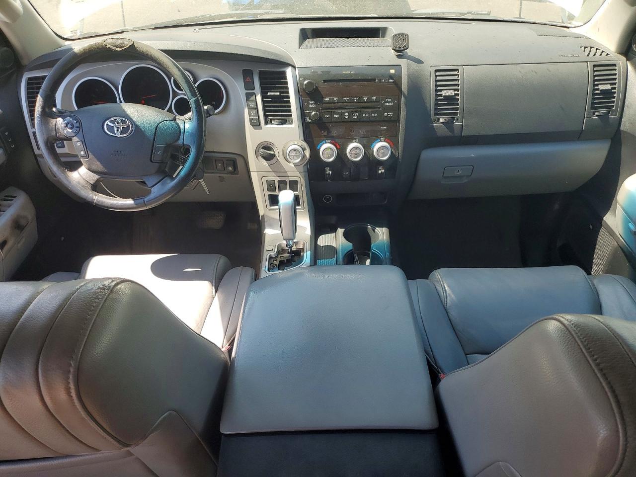 2008 Toyota Tundra Limited White vin: 5TFDV58188X063606