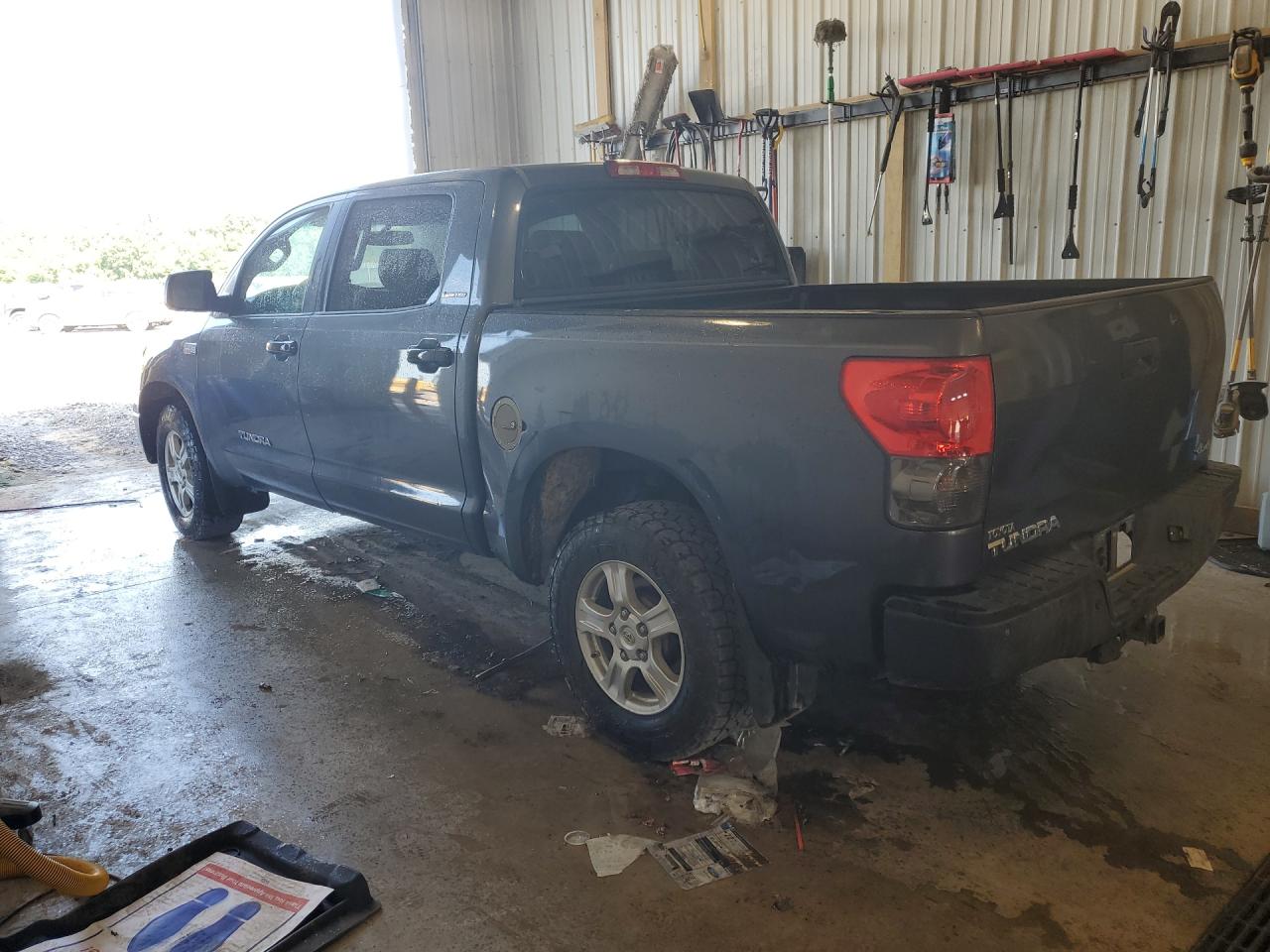 2008 Toyota Tundra Crewmax Limited Gray vin: 5TFDV58198X043588 Damage: Left Fuel Door, Aftermarket, Acceptable