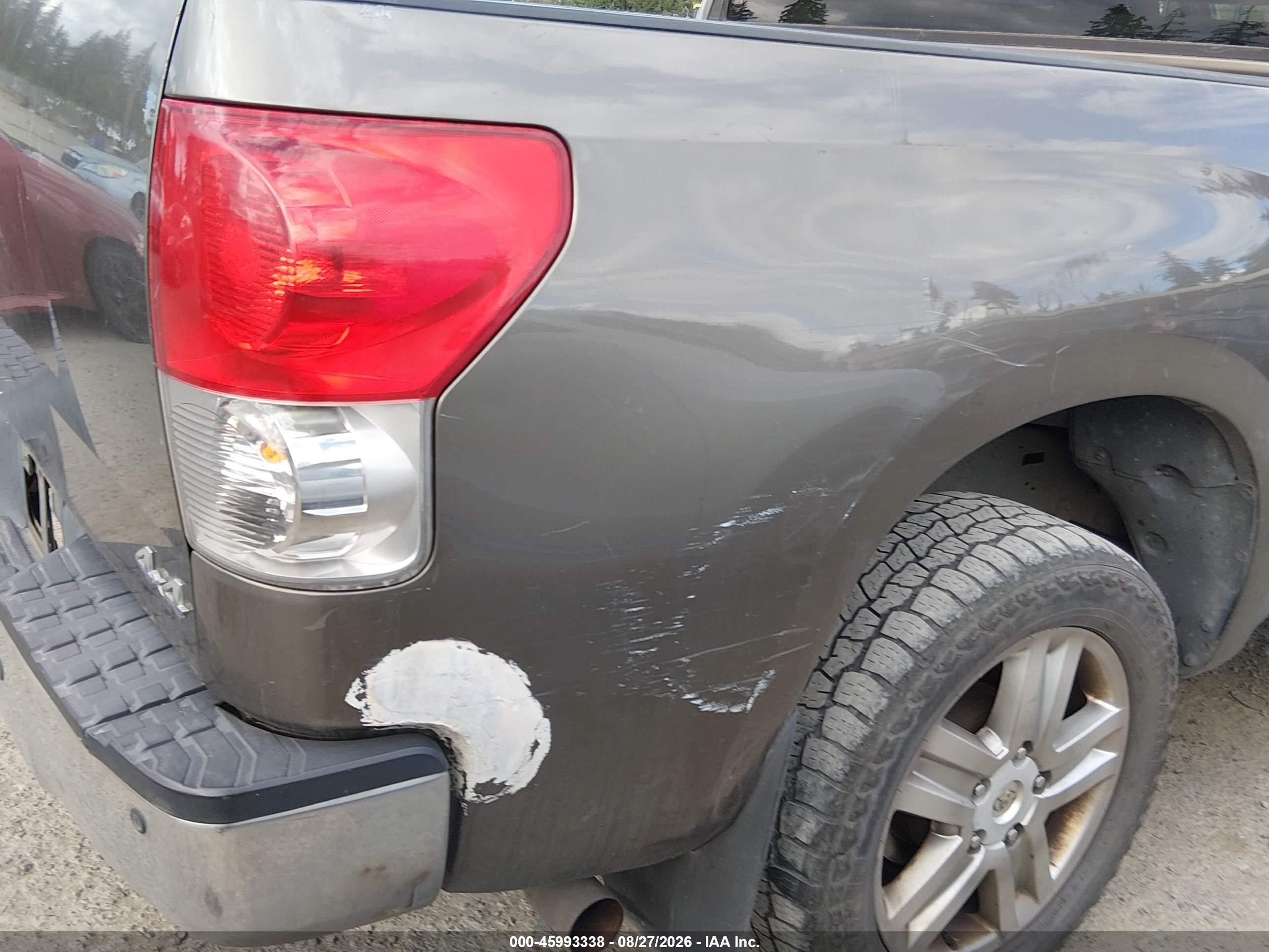 2008 Toyota Tundra Limited 5.7l V8 Brown vin: 5TFDV58198X071102
