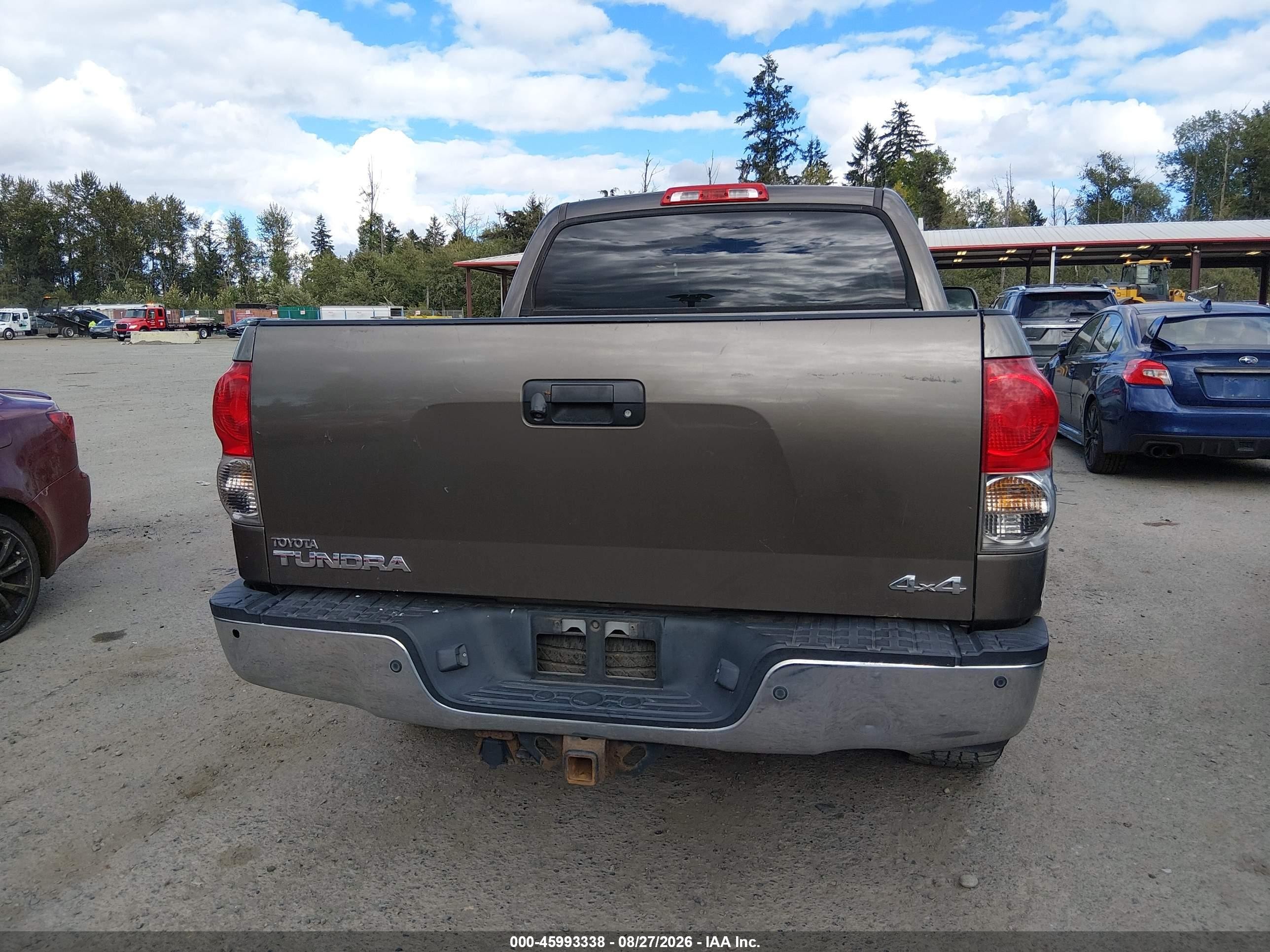 2008 Toyota Tundra Limited 5.7l V8 Brown vin: 5TFDV58198X071102