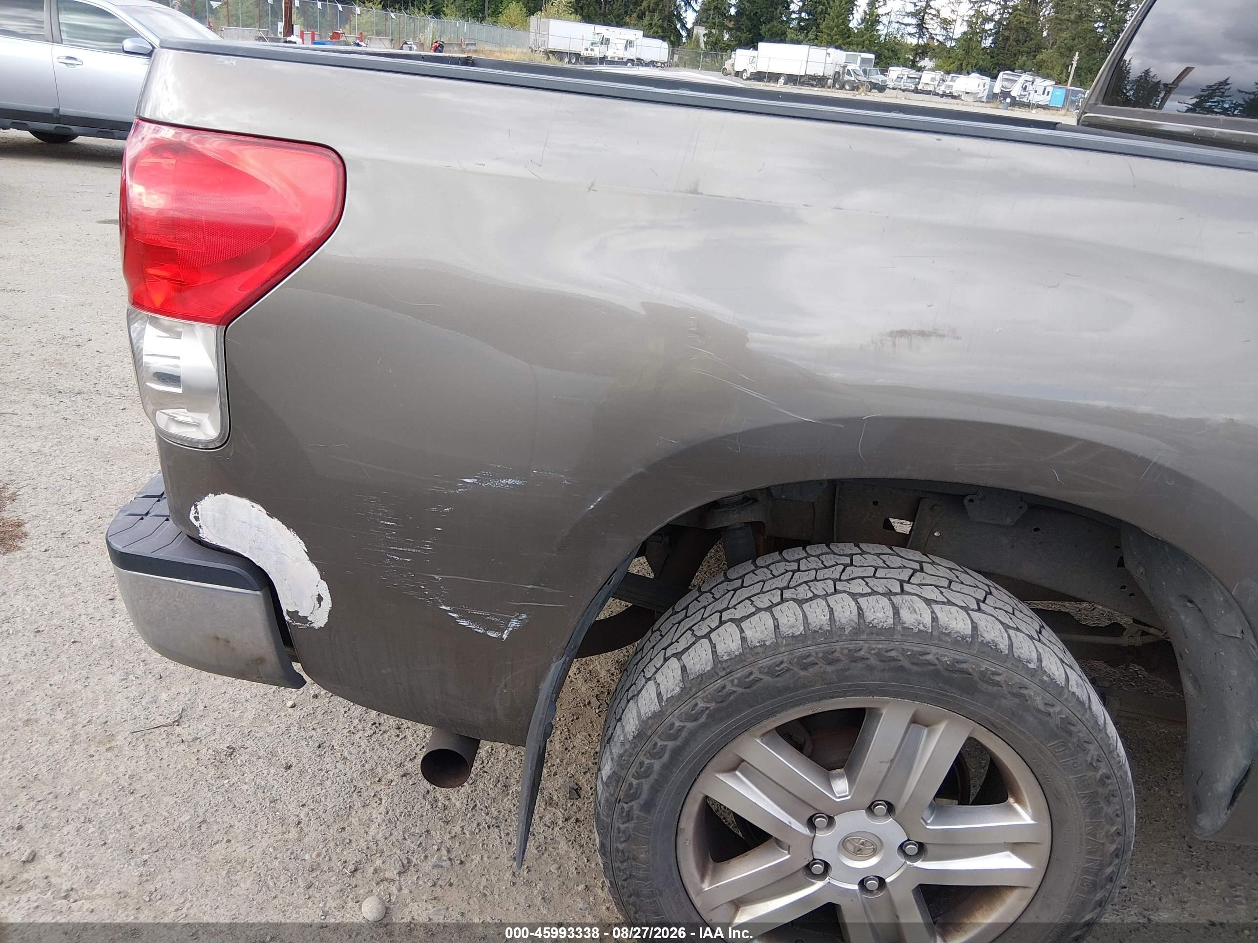 2008 Toyota Tundra Limited 5.7l V8 Brown vin: 5TFDV58198X071102