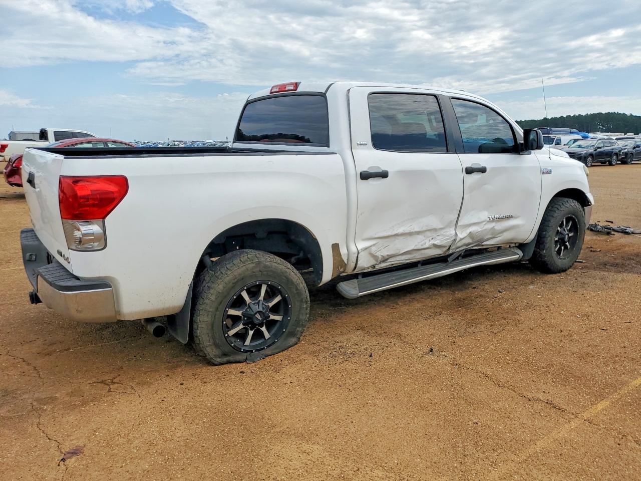 2009 Toyota Tundra Sr5 White vin: 5TFDW54189X088963