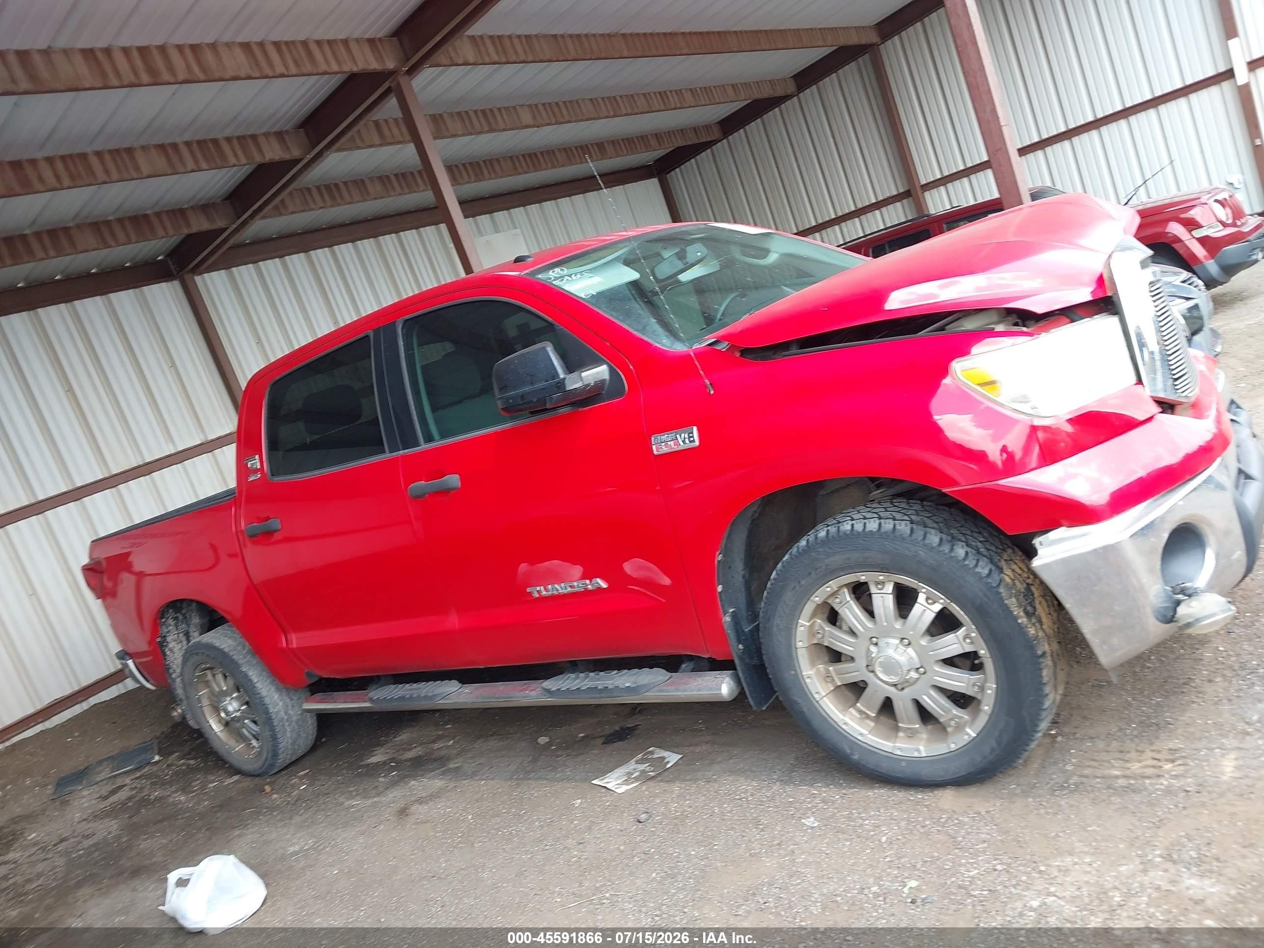 2012 Toyota Tundra Grade 5.7l V8 Красный vin: 5TFDW5F10CX259872