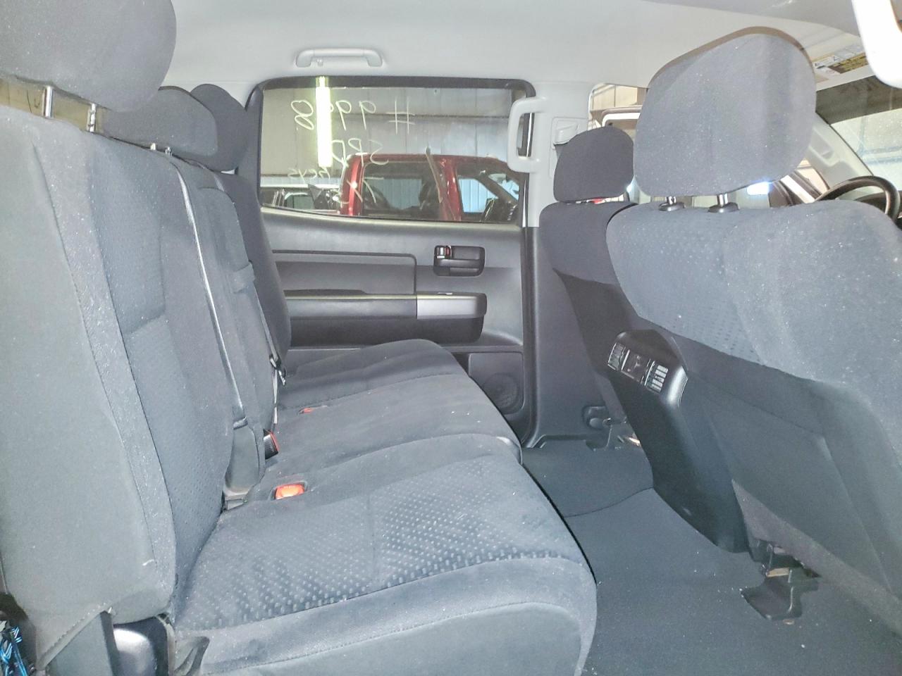 2013 Toyota Tundra Crewmax Sr5 White vin: 5TFDW5F10DX315195