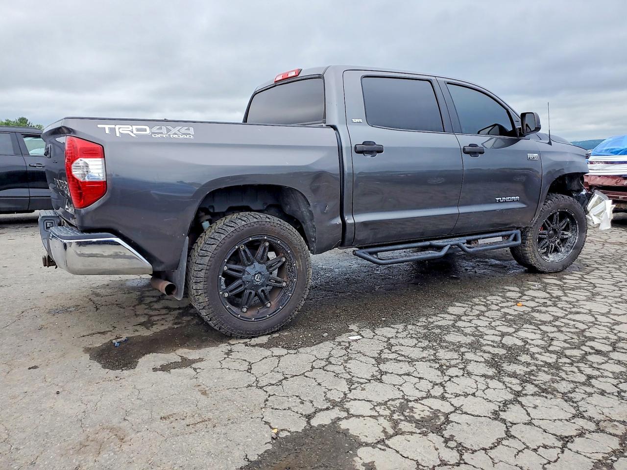 2014 Toyota Tundra Crewmax Sr5 Угольный vin: 5TFDW5F10EX373213