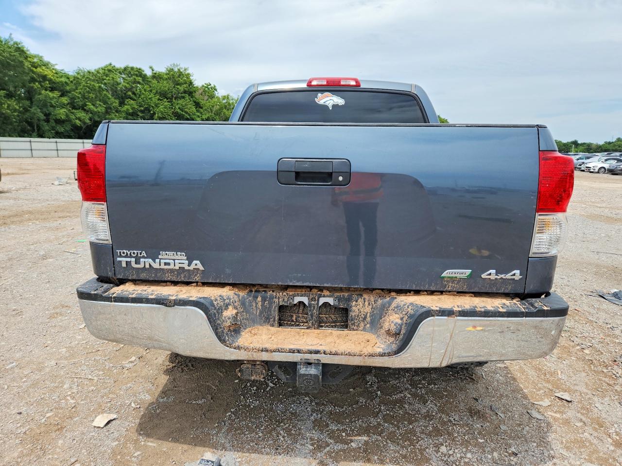 2010 Toyota Tundra Crewmax Sr5 Gray vin: 5TFDW5F11AX117320