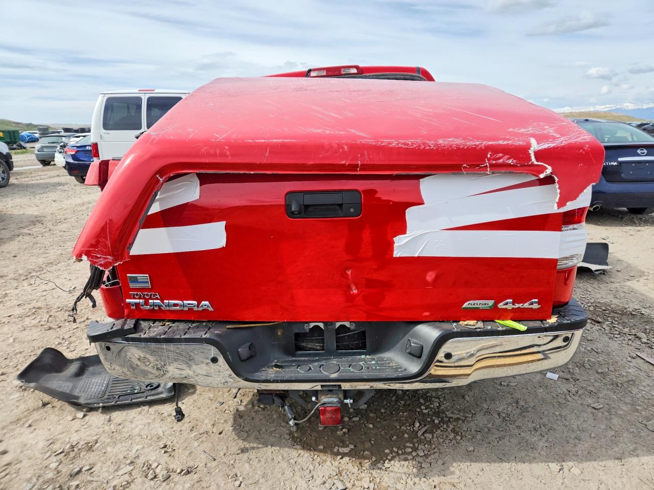 2010 Toyota Tundra Crewmax Sr5 Red vin: 5TFDW5F11AX122226