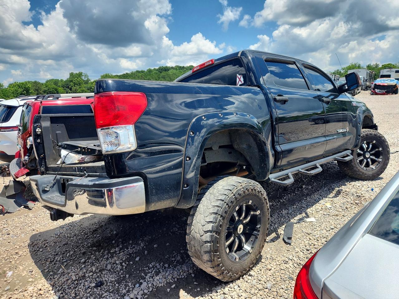 2011 Toyota Tundra Crewmax Sr5 Black vin: 5TFDW5F11BX170097
