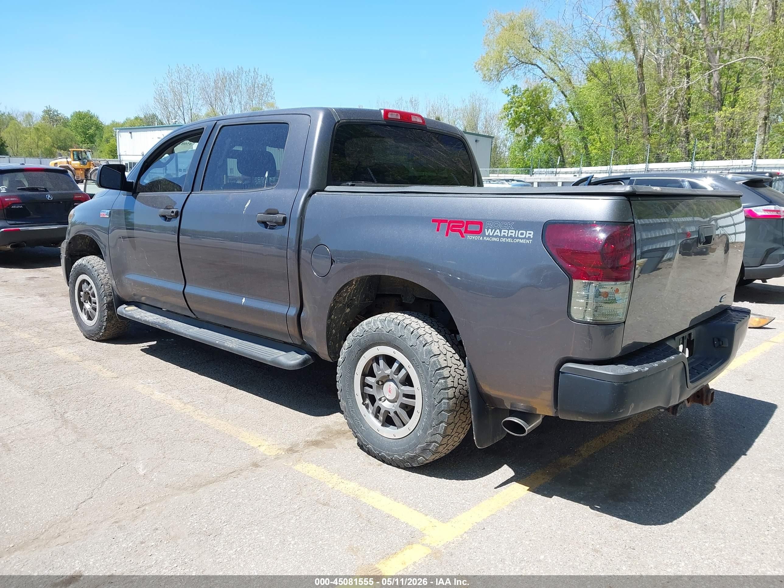 2011 Toyota Tundra Grade 5.7l V8 Gray vin: 5TFDW5F11BX196702