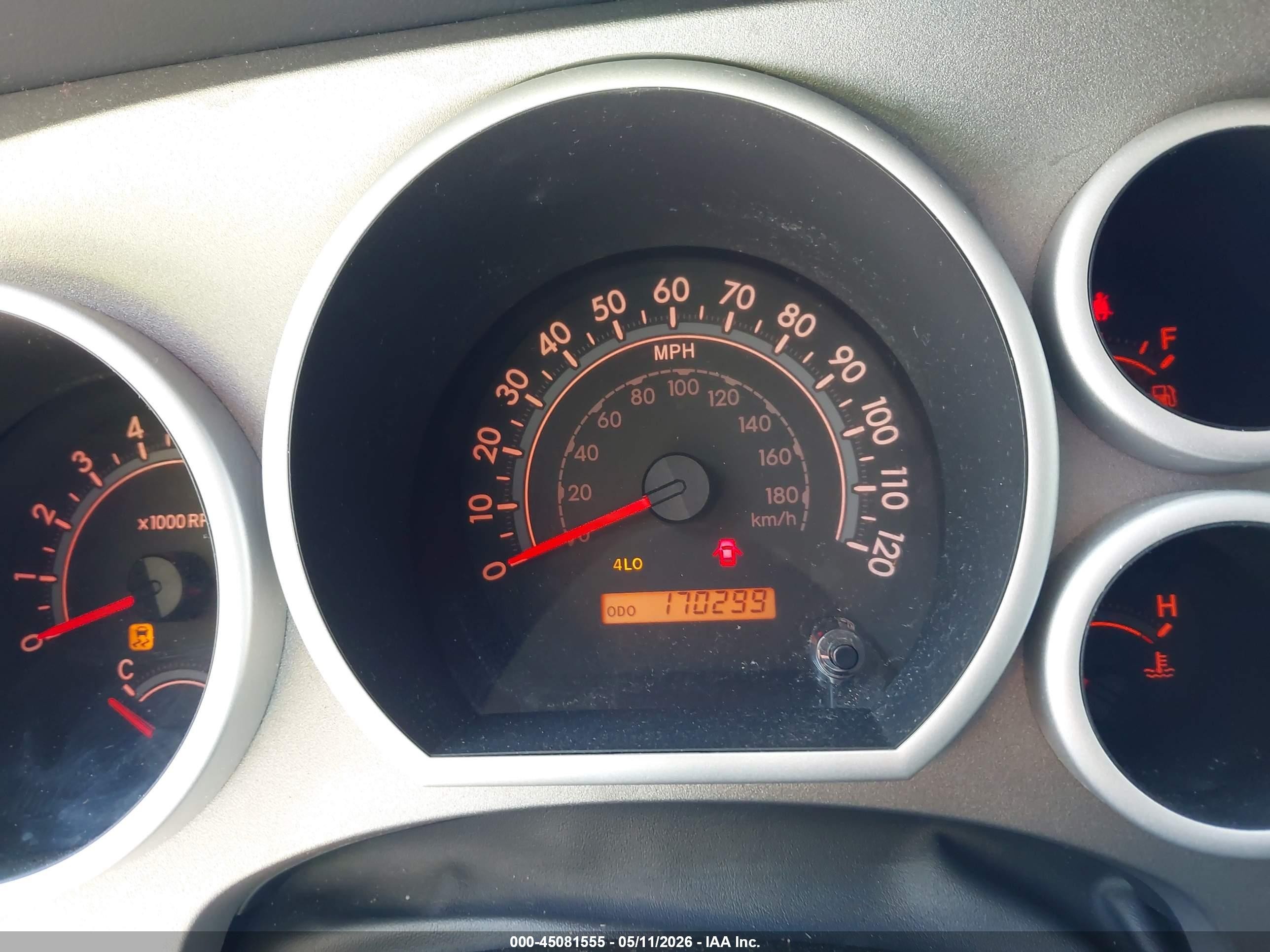 2011 Toyota Tundra Grade 5.7l V8 Gray vin: 5TFDW5F11BX196702