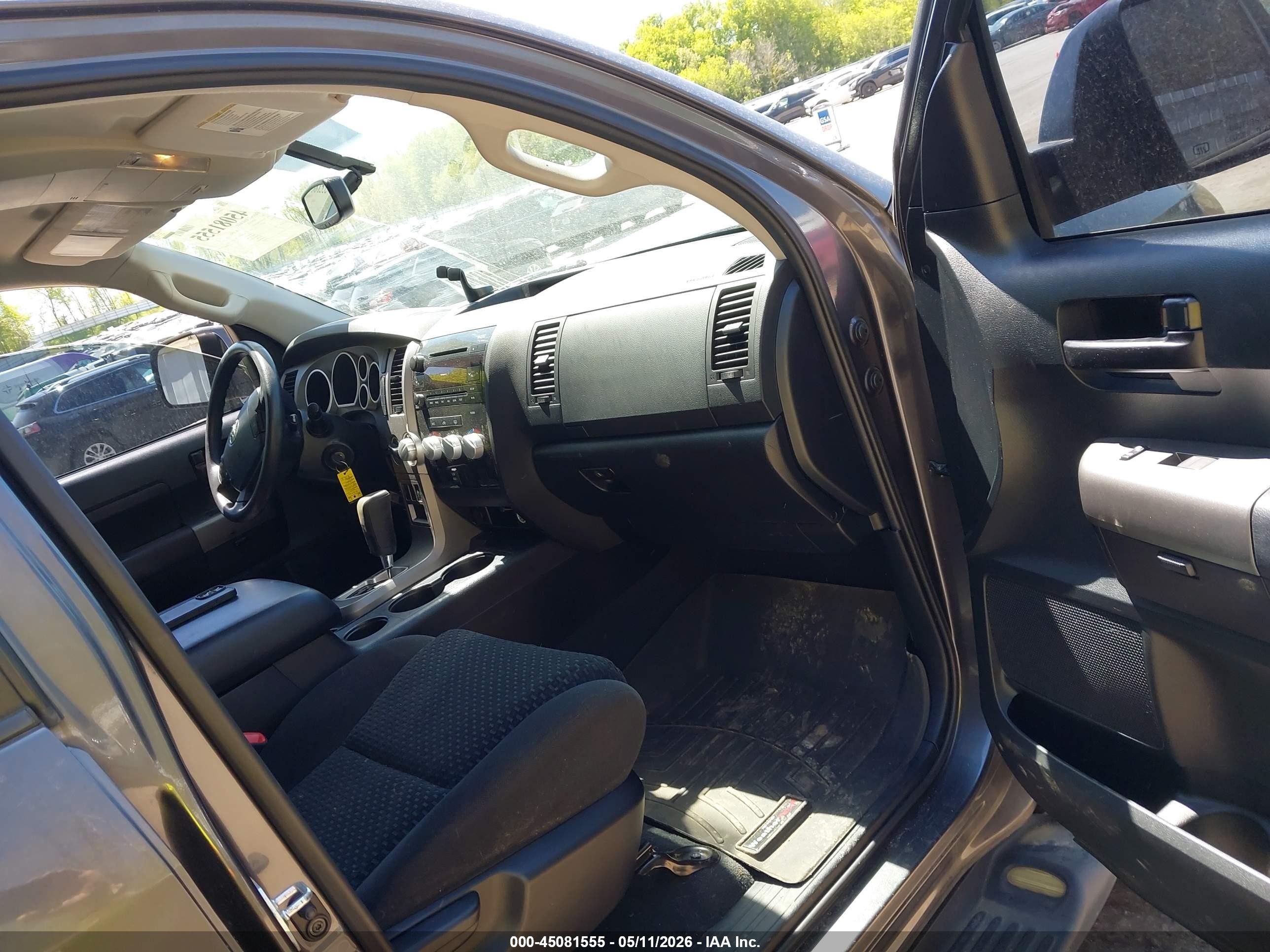 2011 Toyota Tundra Grade 5.7l V8 Gray vin: 5TFDW5F11BX196702