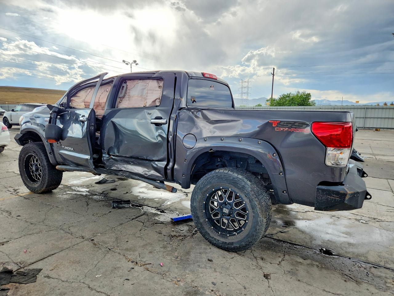 2013 Toyota Tundra Crewmax Sr5 Gray vin: 5TFDW5F11DX280859
