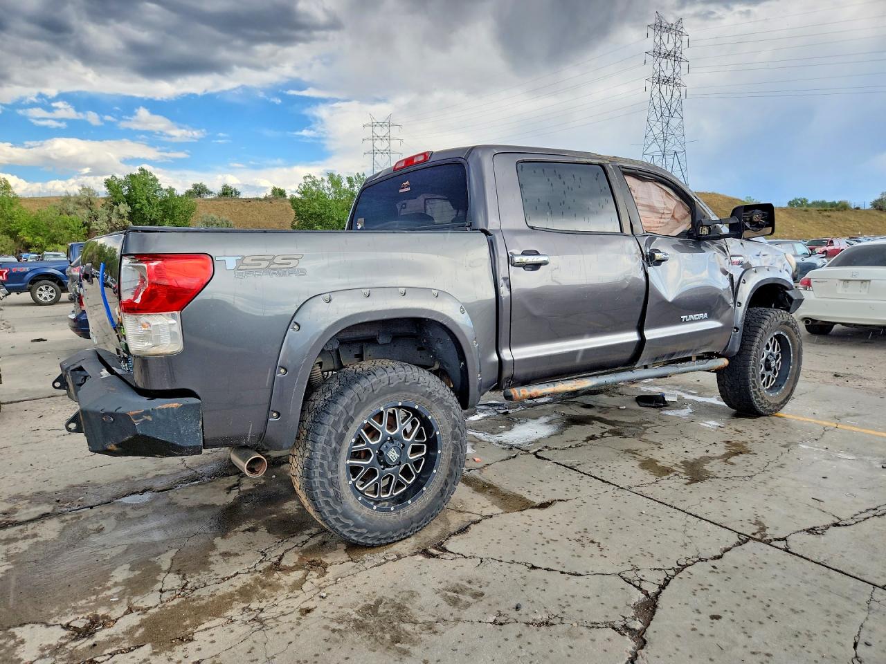 2013 Toyota Tundra Crewmax Sr5 Gray vin: 5TFDW5F11DX280859