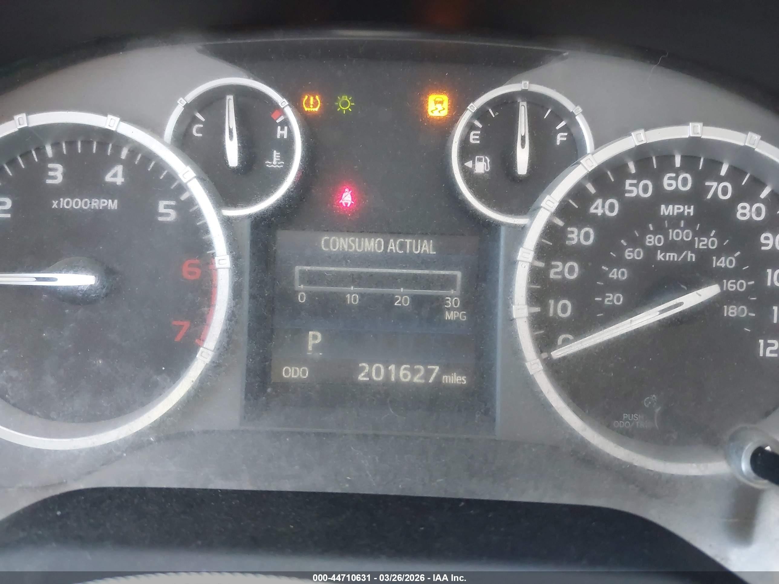 2014 Toyota Tundra Sr5 5.7l V8 Белый vin: 5TFDW5F11EX351317