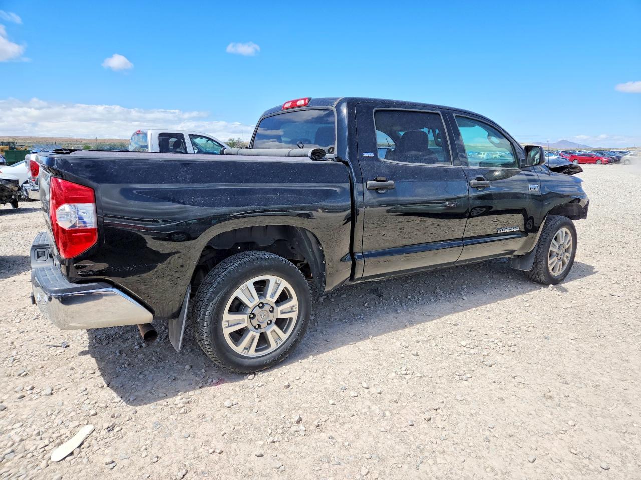 2014 Toyota Tundra Crewmax Sr5 Black vin: 5TFDW5F11EX388075