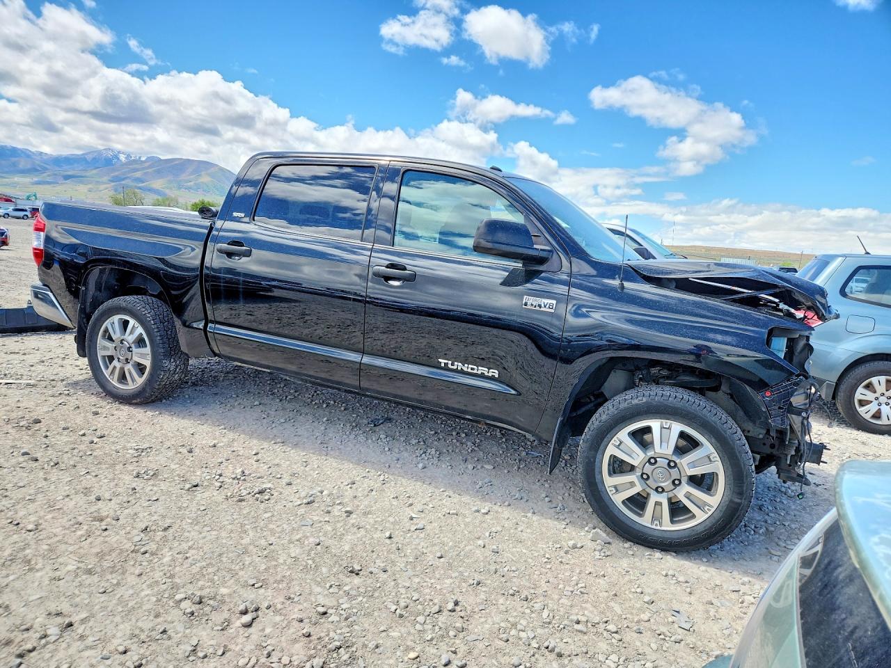2014 Toyota Tundra Crewmax Sr5 Black vin: 5TFDW5F11EX388075