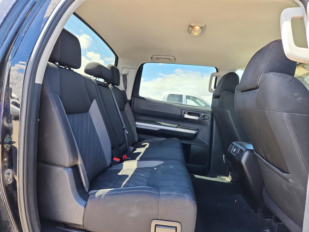 2014 Toyota Tundra Crewmax Sr5 Black vin: 5TFDW5F11EX388075