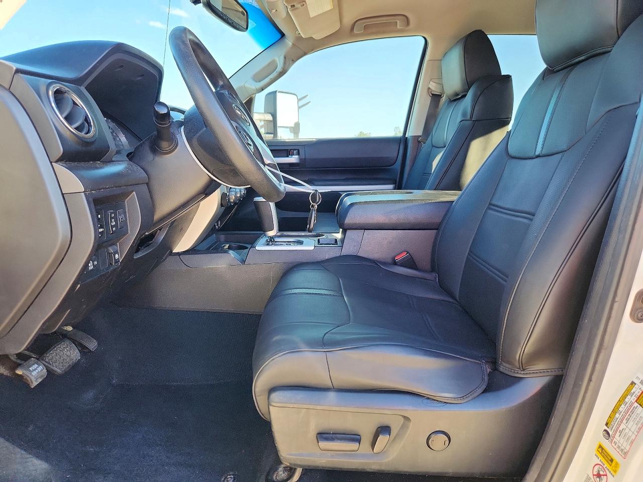 2015 Toyota Tundra Sr5 White vin: 5TFDW5F11FX443223