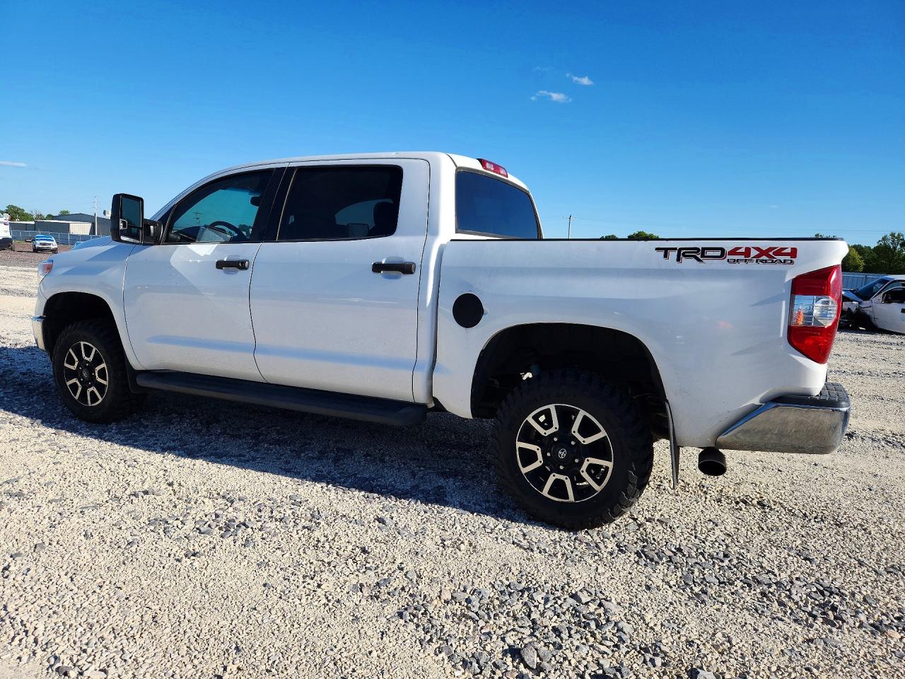 2015 Toyota Tundra Sr5 White vin: 5TFDW5F11FX443223